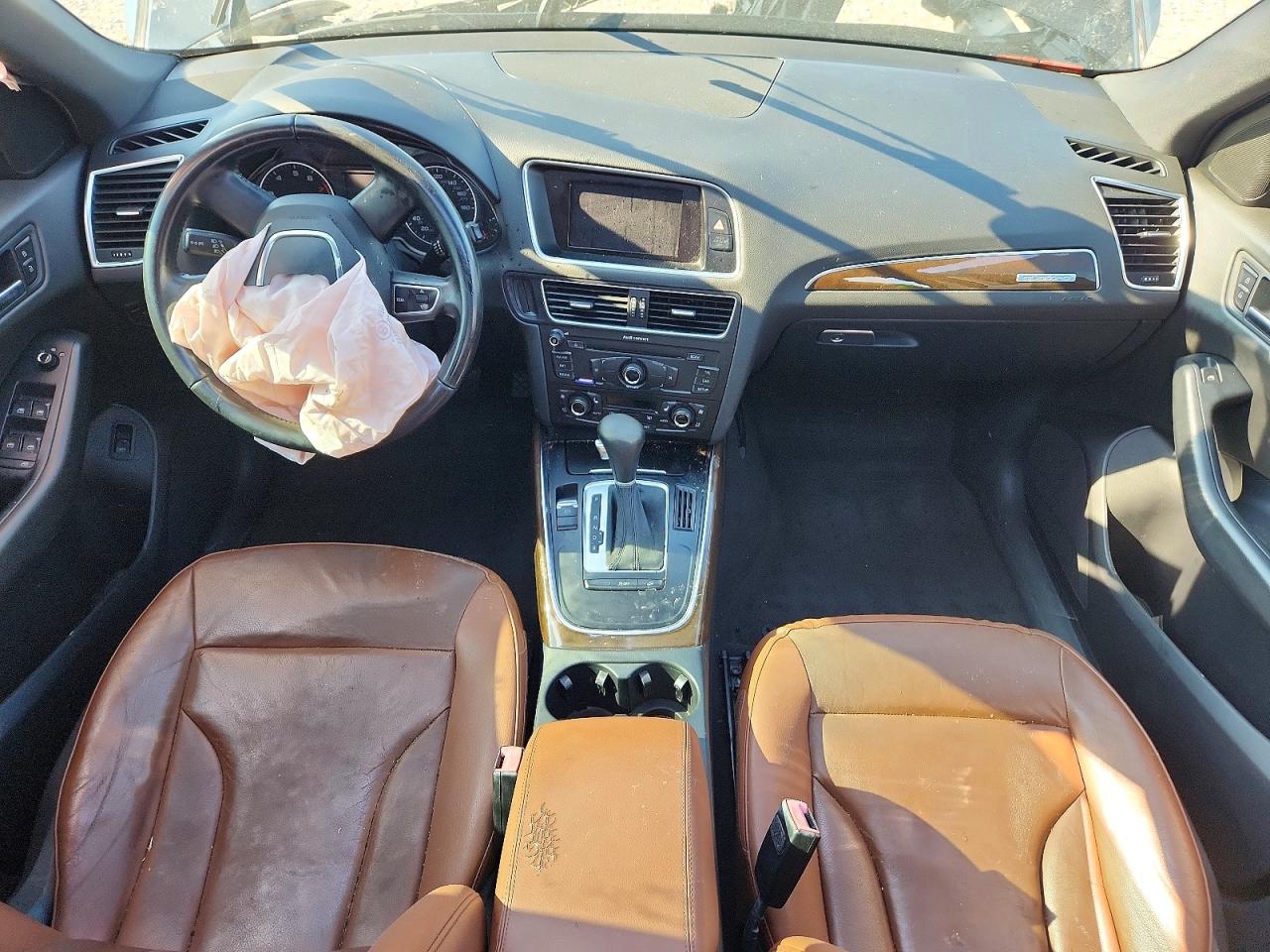 2011 Audi Q5 Premium Черный vin: WA1CFAFP6BA046977