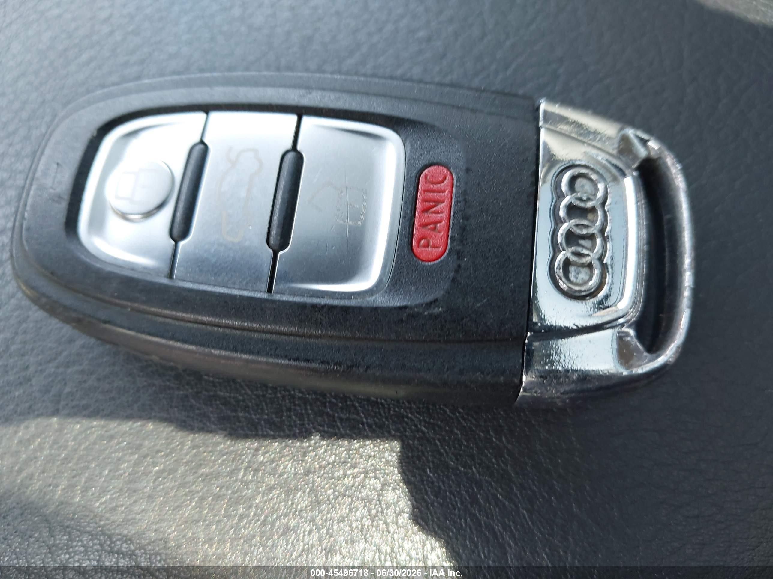 2015 Audi Q5 2.0t Premium Silver vin: WA1CFAFP6FA069407