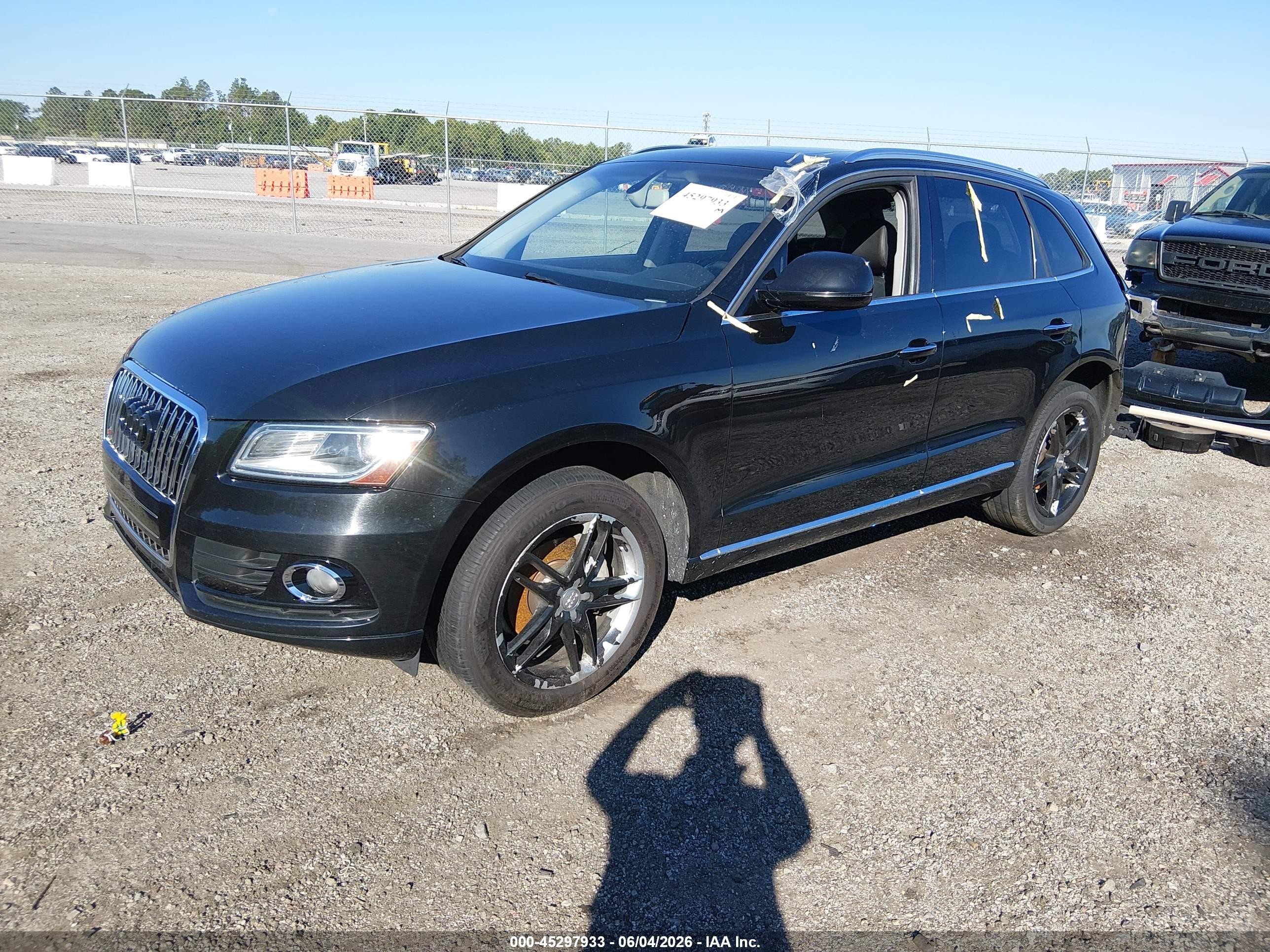 2015 Audi Q5 2.0t Premium Black vin: WA1CFAFP6FA078978