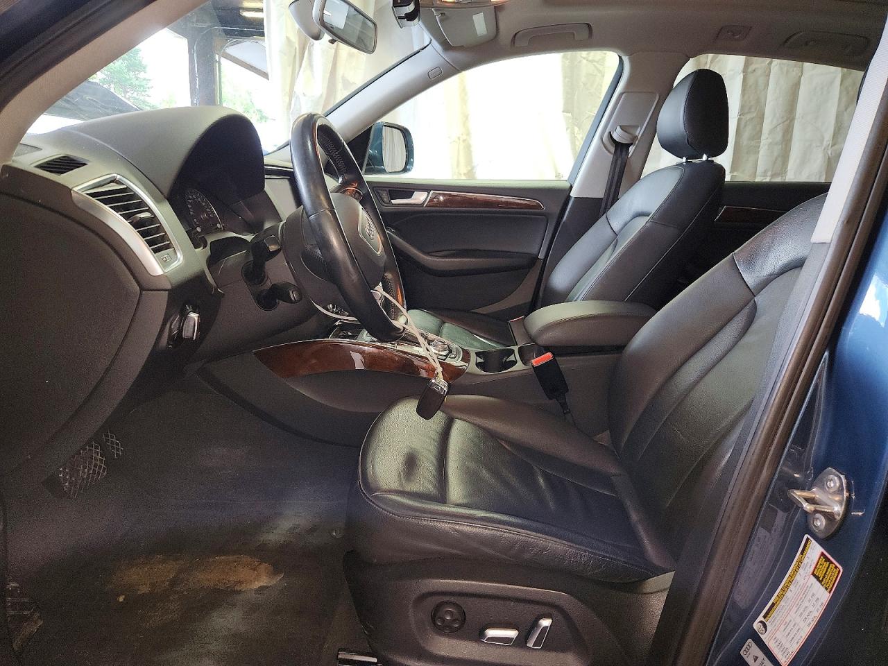 2015 Audi Q5 Premium Blue vin: WA1CFAFP6FA087759