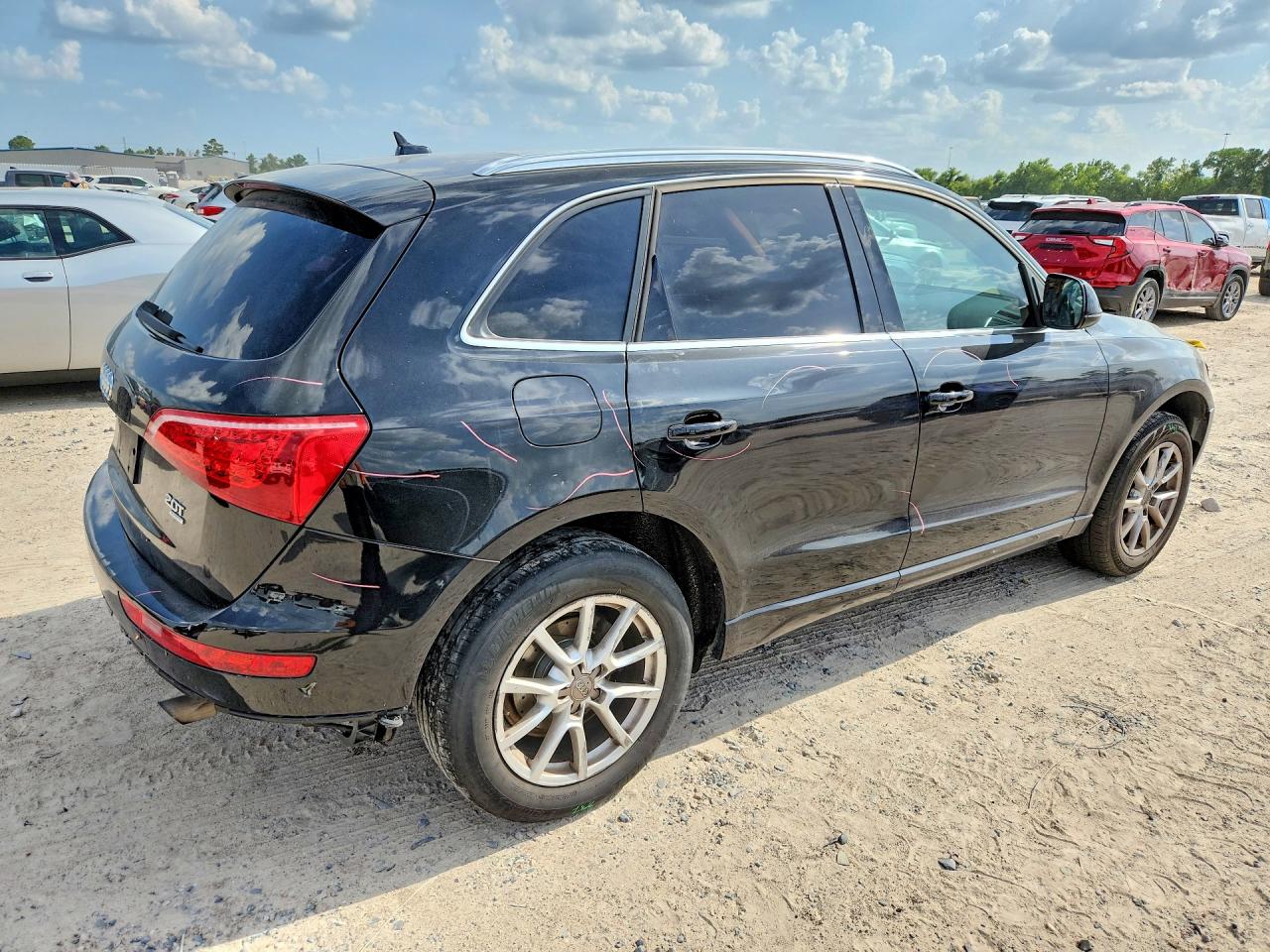 2011 Audi Q5 Premium Black vin: WA1CFAFP7BA008268