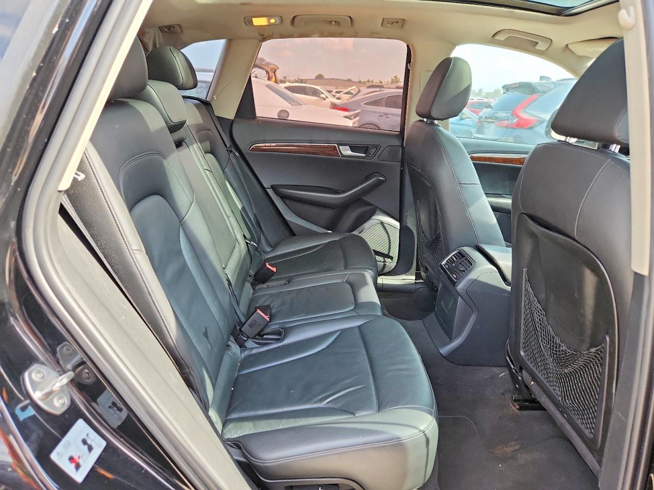 2011 Audi Q5 Premium Black vin: WA1CFAFP7BA008268
