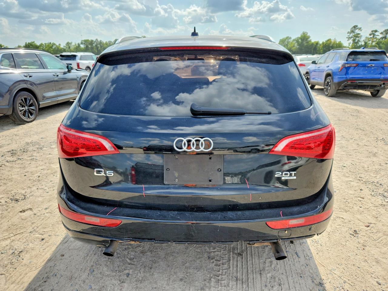 2011 Audi Q5 Premium Black vin: WA1CFAFP7BA008268