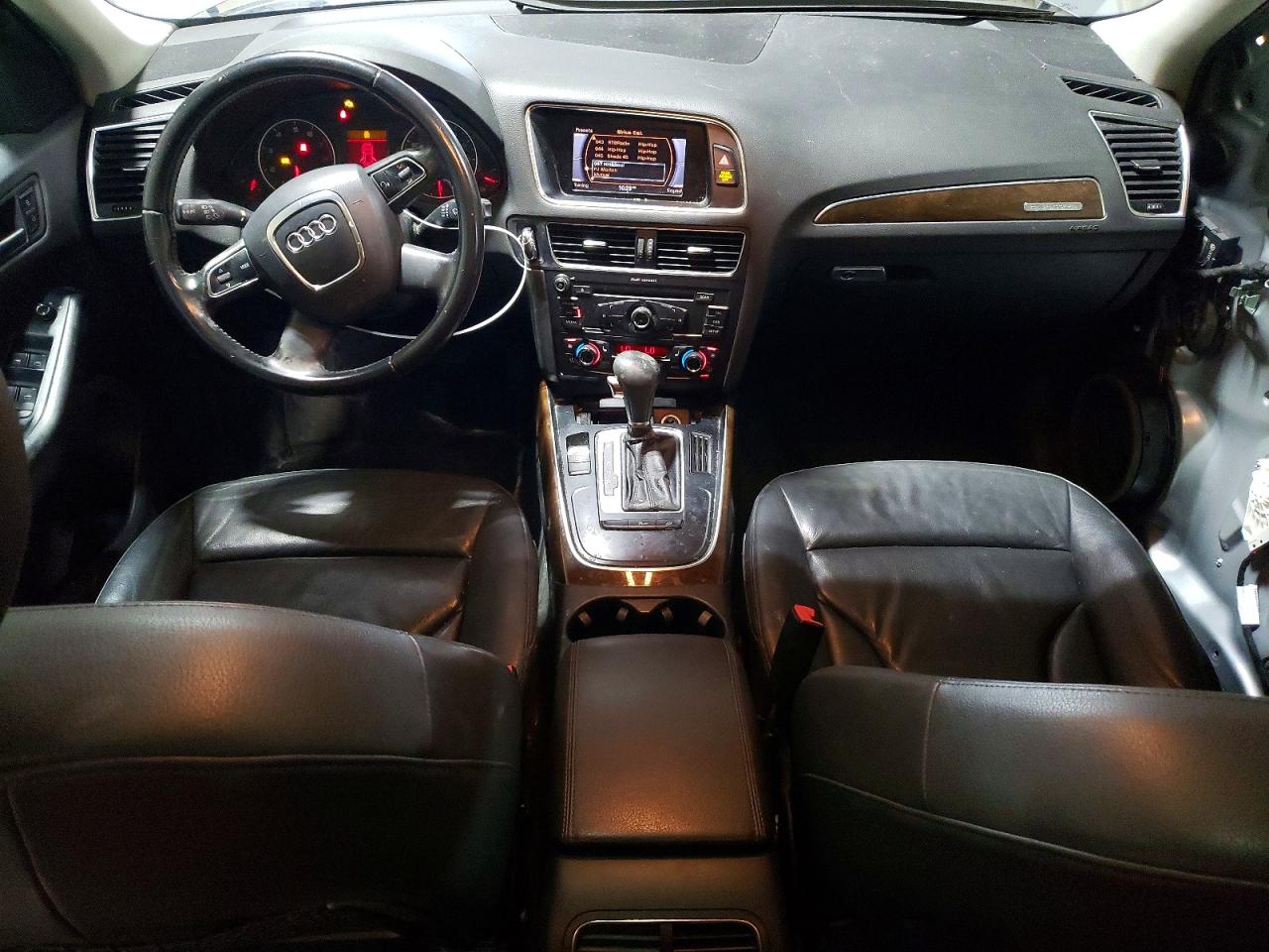 2011 Audi Q5 Premium Silver vin: WA1CFAFP7BA034448