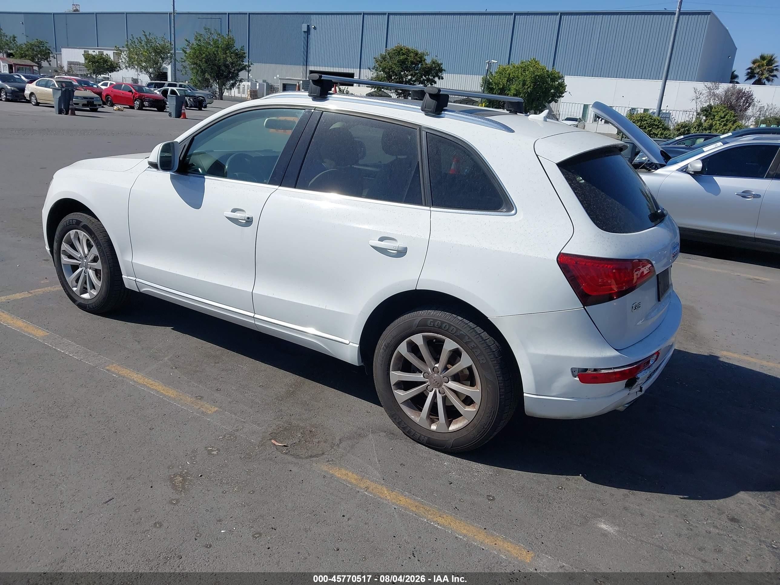 2013 Audi Q5 2.0t Premium White vin: WA1CFAFP7DA090781