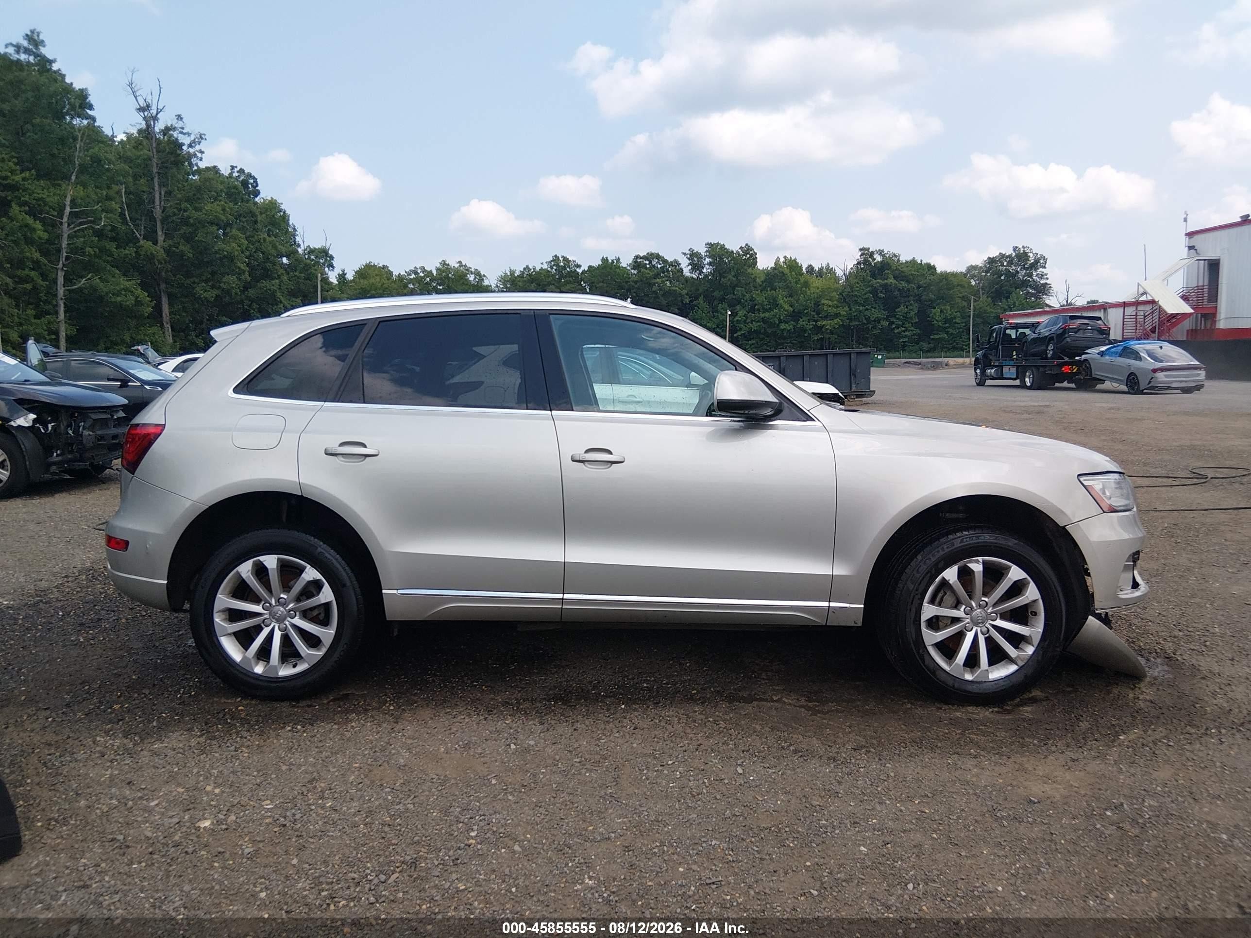 2014 Audi Q5 2.0t Premium Silver vin: WA1CFAFP7EA019078