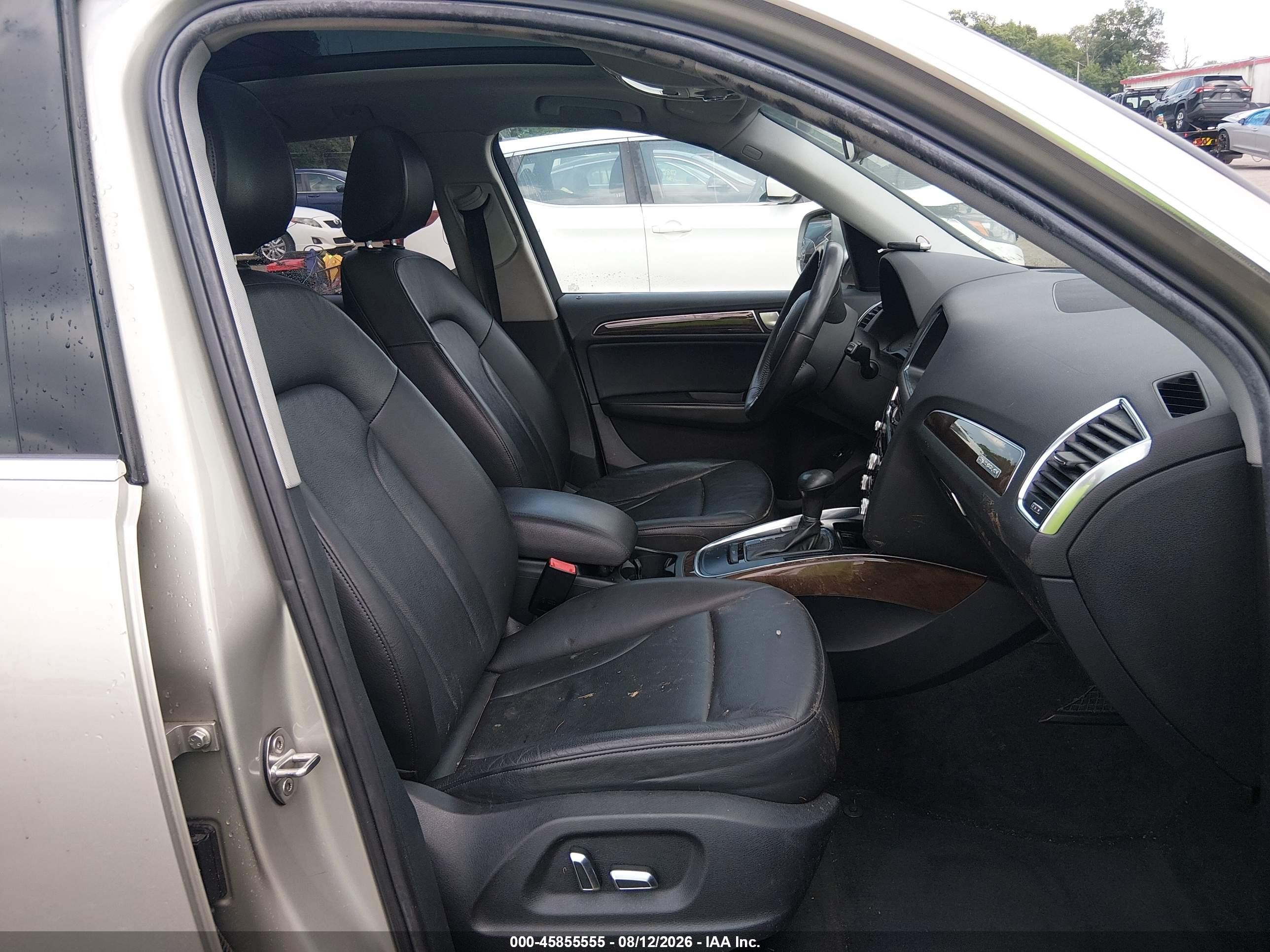 2014 Audi Q5 2.0t Premium Silver vin: WA1CFAFP7EA019078