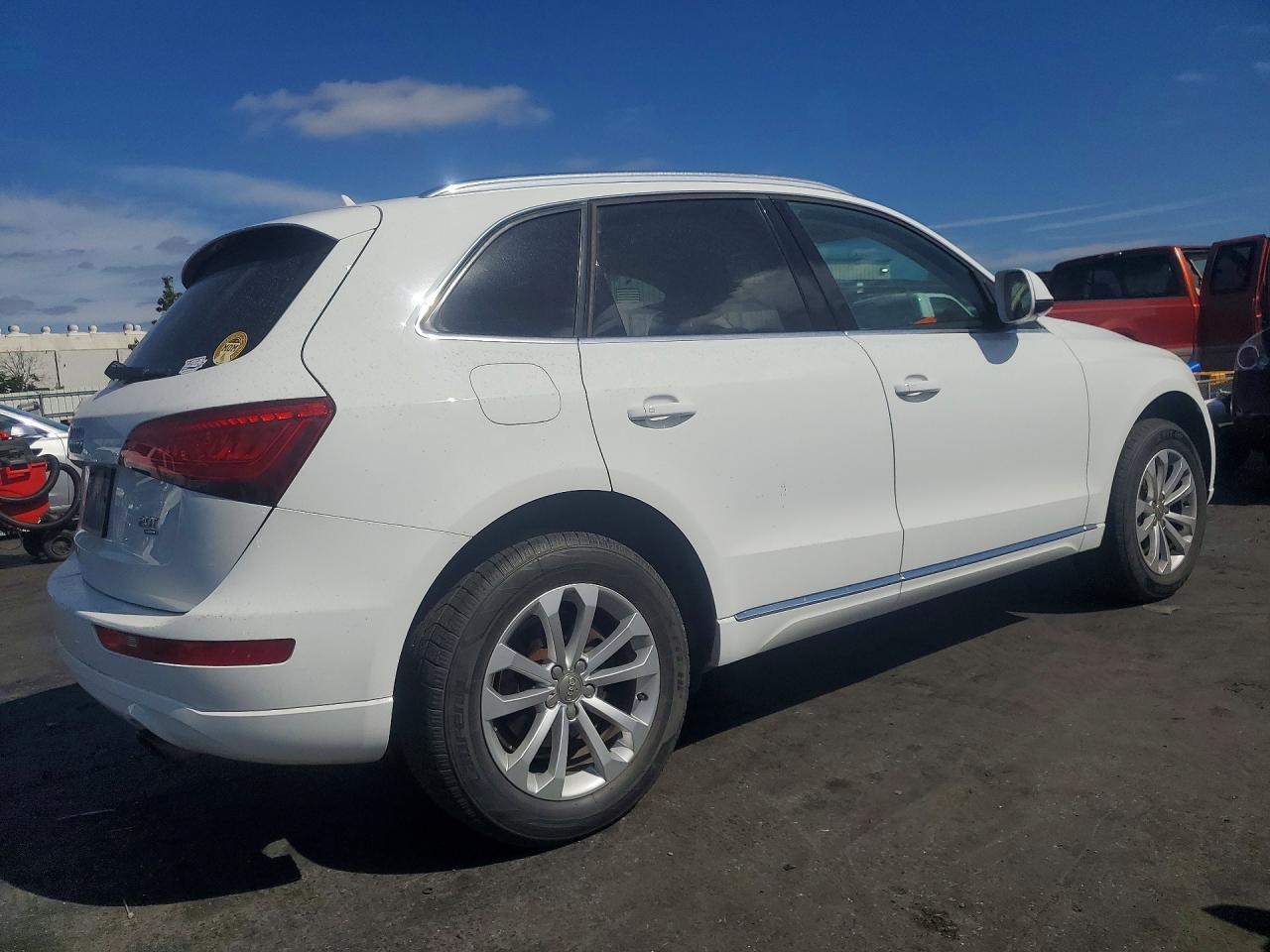 2014 Audi Q5 Premium White vin: WA1CFAFP7EA032929