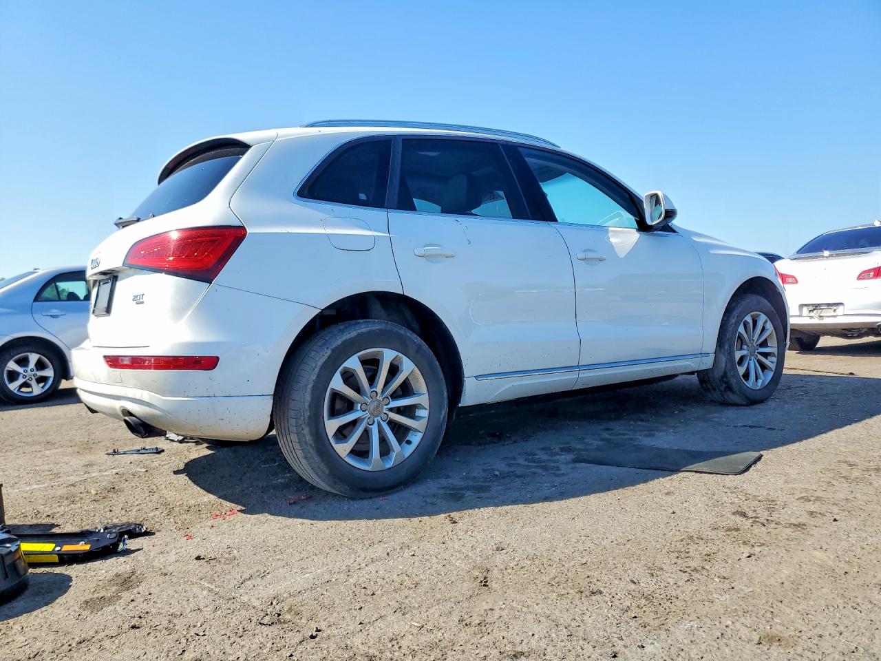 2014 Audi Q5 Premium White vin: WA1CFAFP7EA080558