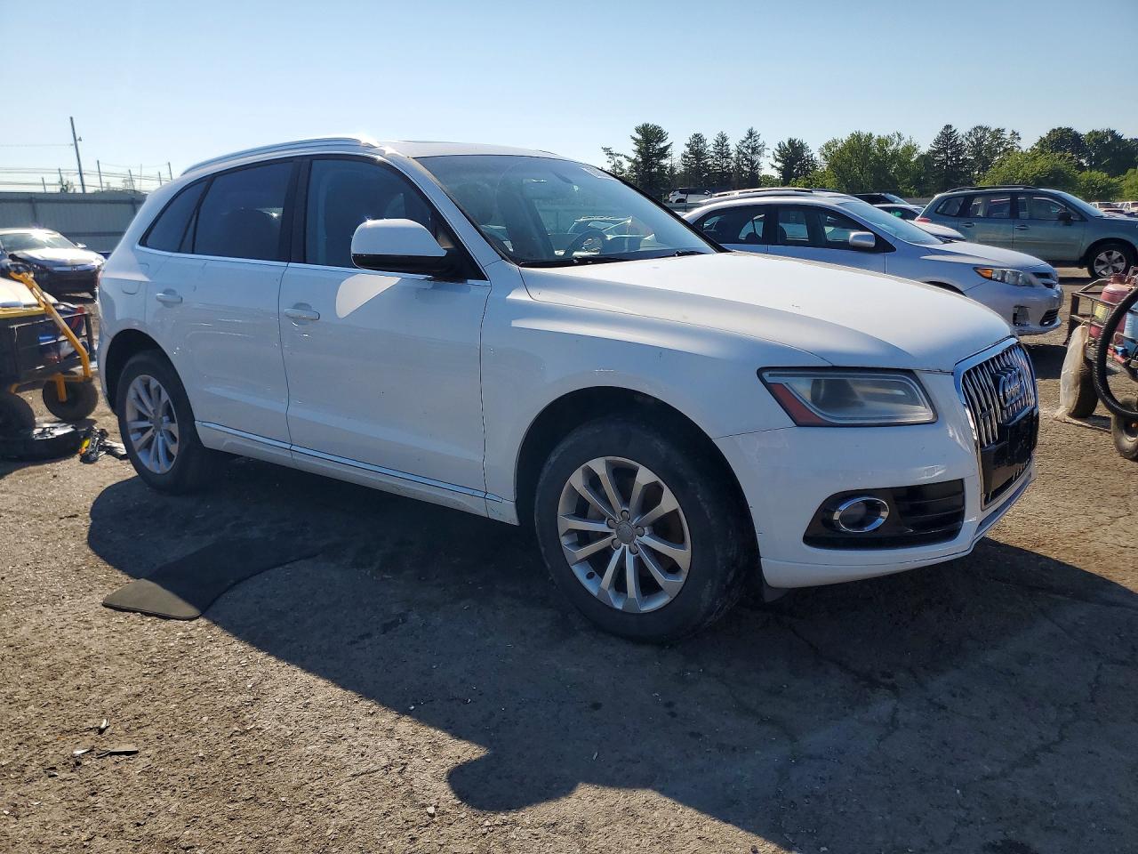 2014 Audi Q5 Premium White vin: WA1CFAFP7EA080558