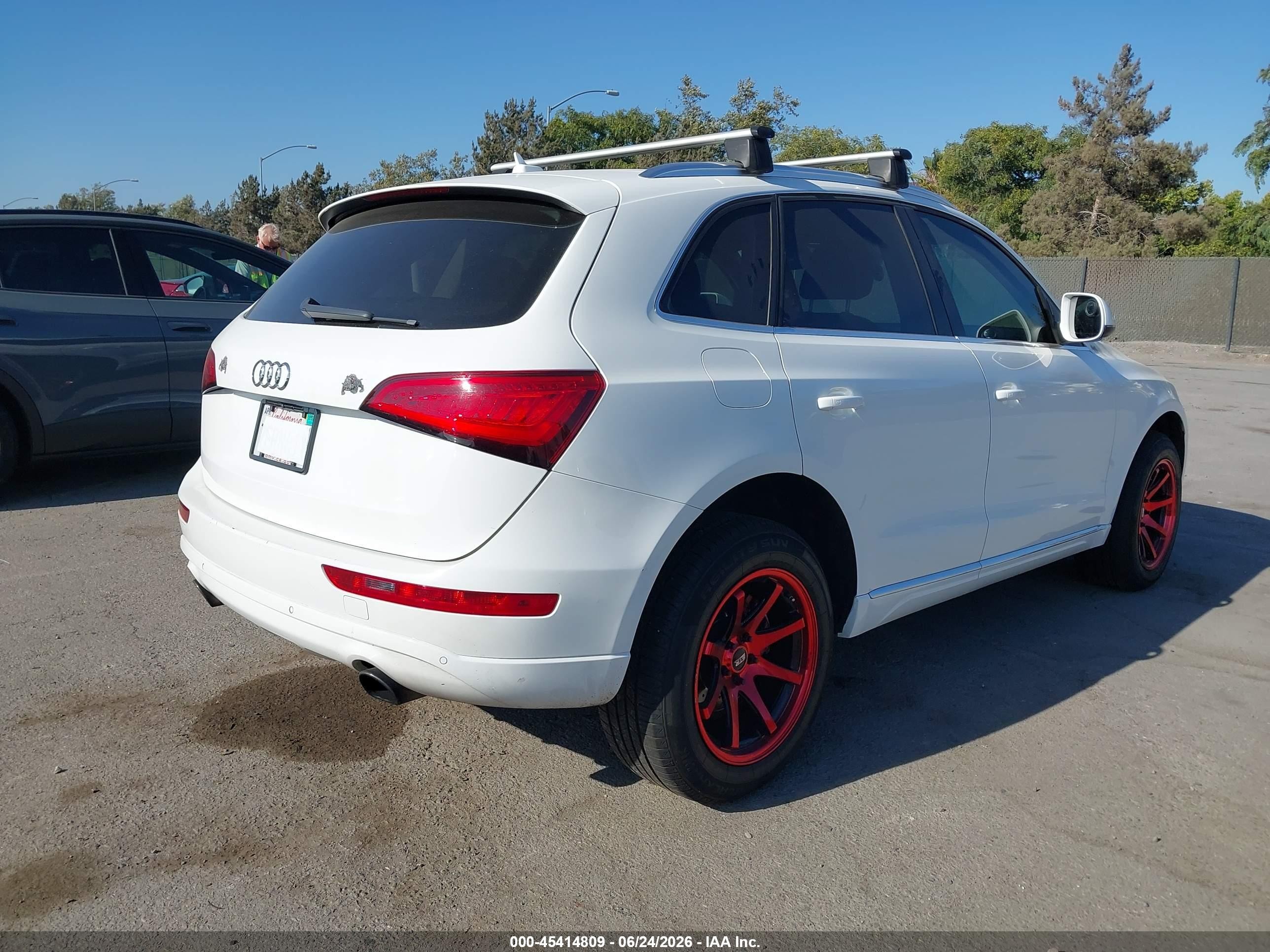 2014 Audi Q5 2.0t Premium White vin: WA1CFAFP7EA085534