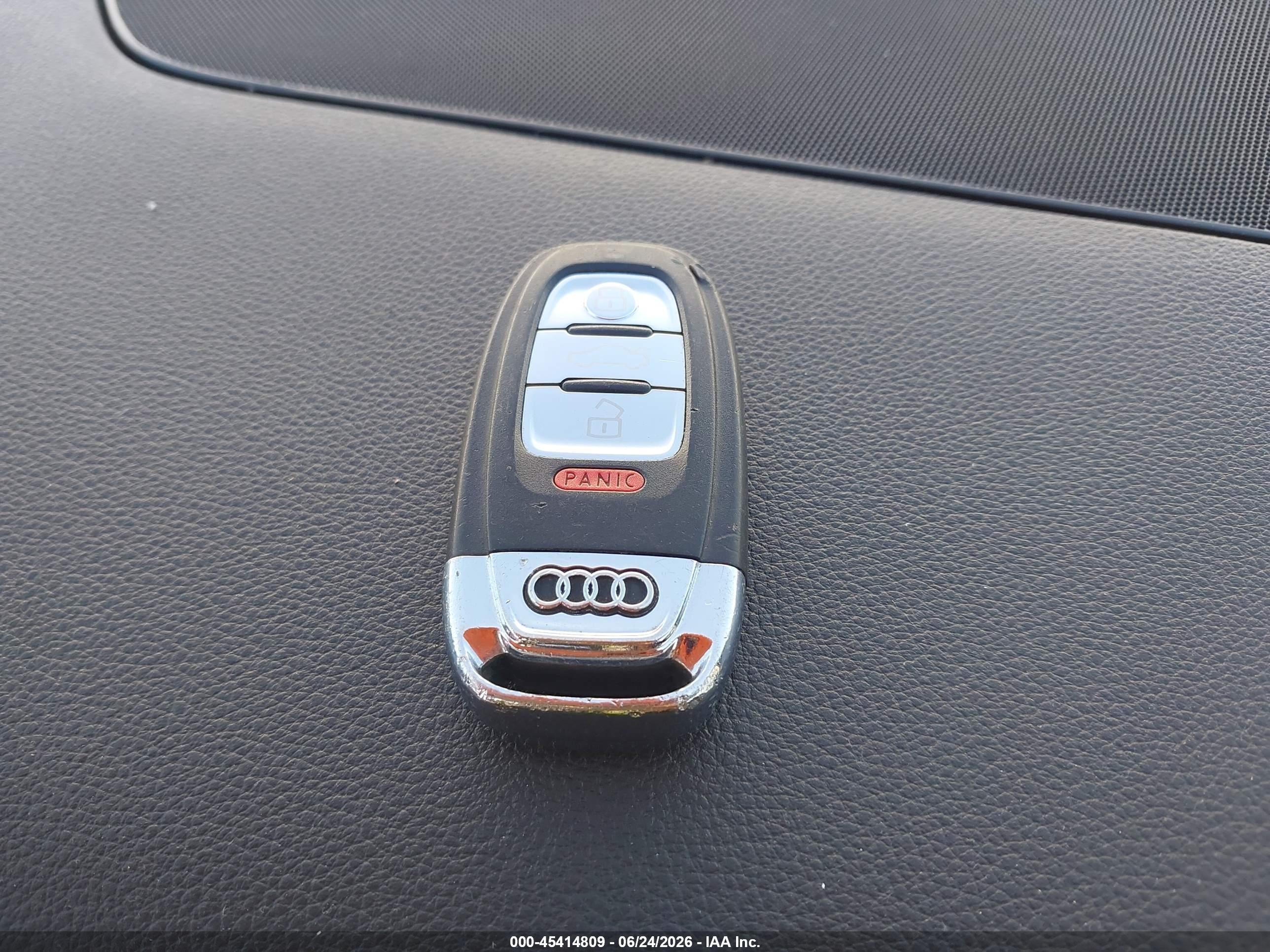 2014 Audi Q5 2.0t Premium White vin: WA1CFAFP7EA085534