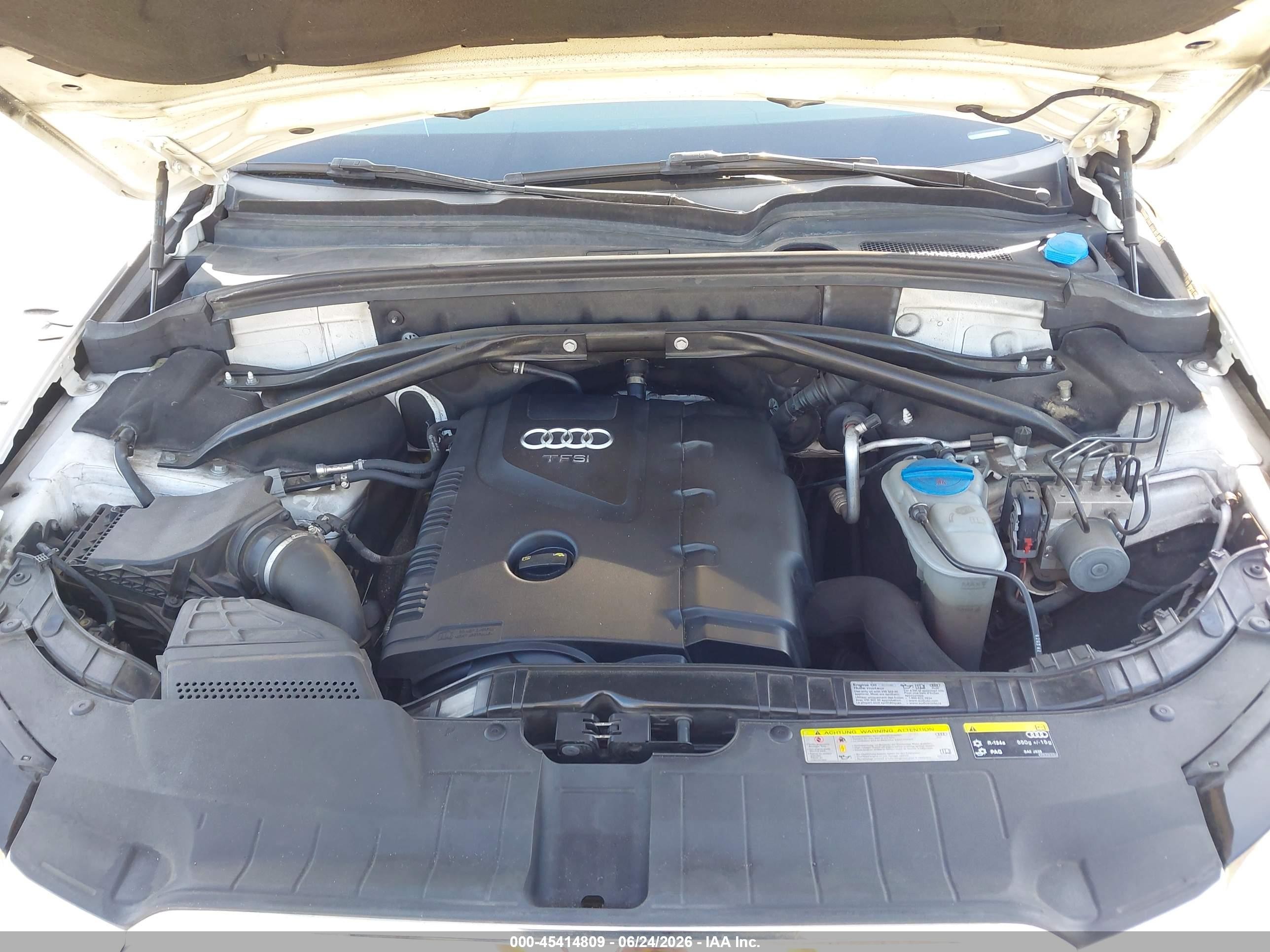 2014 Audi Q5 2.0t Premium White vin: WA1CFAFP7EA085534