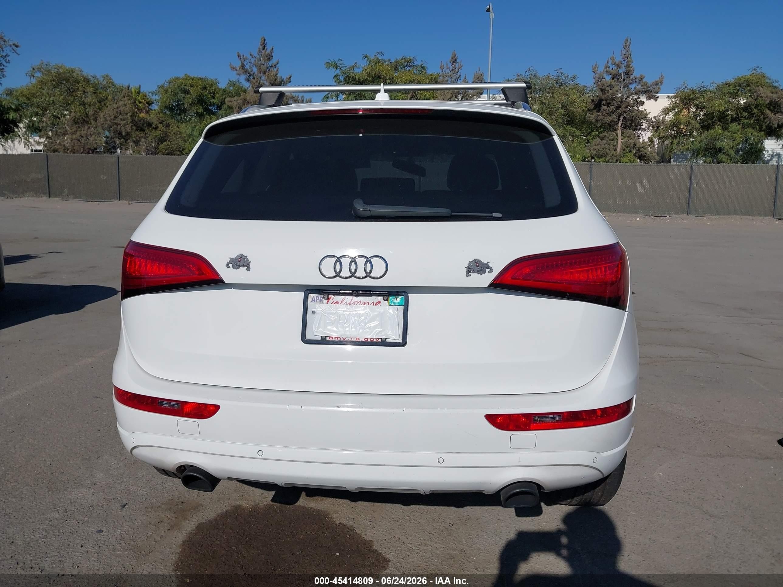 2014 Audi Q5 2.0t Premium White vin: WA1CFAFP7EA085534