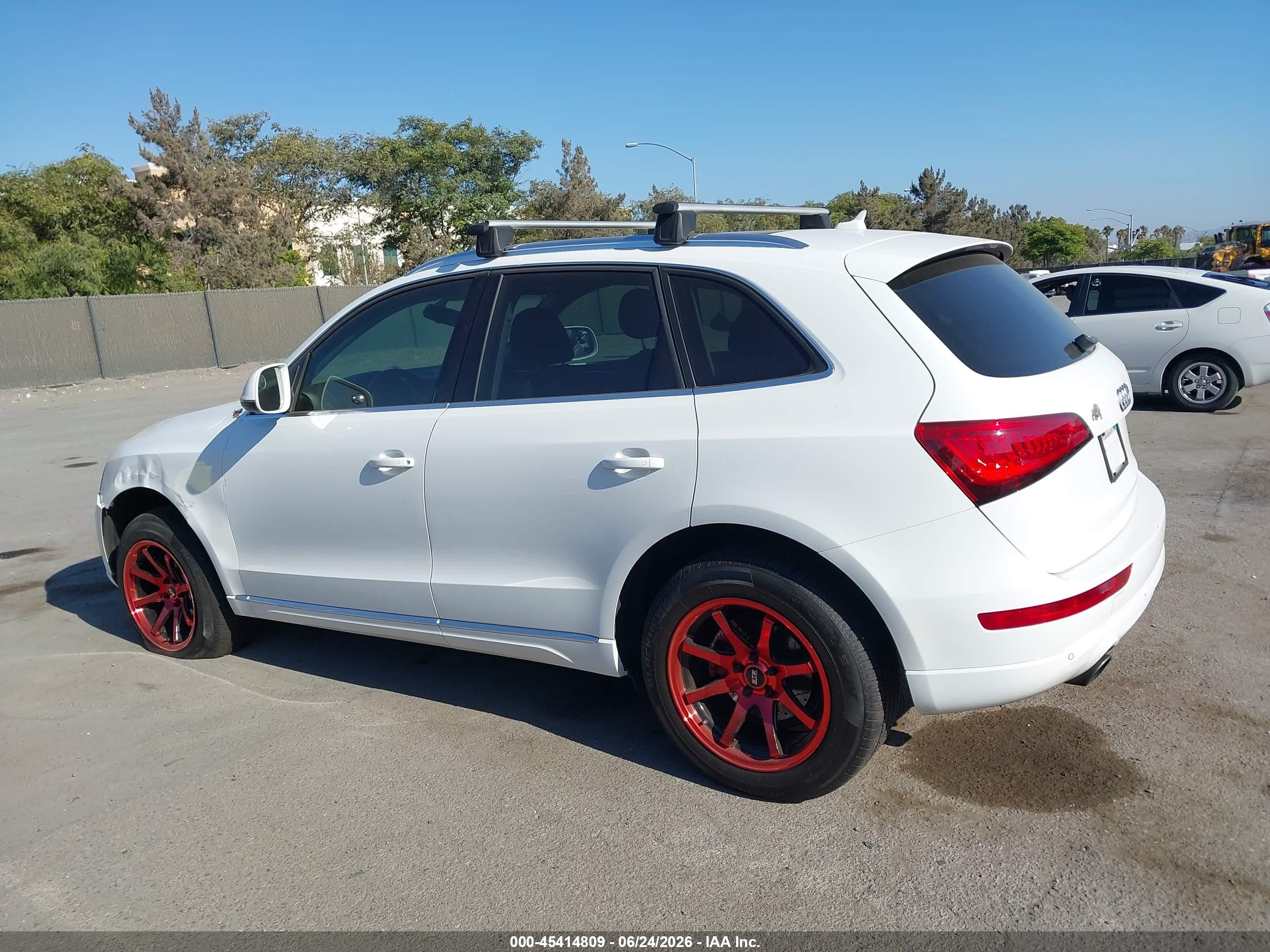 2014 Audi Q5 2.0t Premium White vin: WA1CFAFP7EA085534