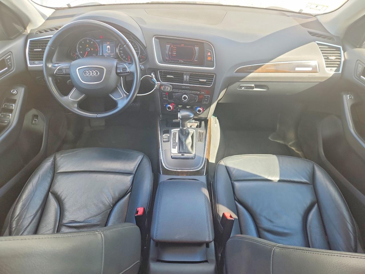 2014 Audi Q5 Premium Silver vin: WA1CFAFP7EA129242