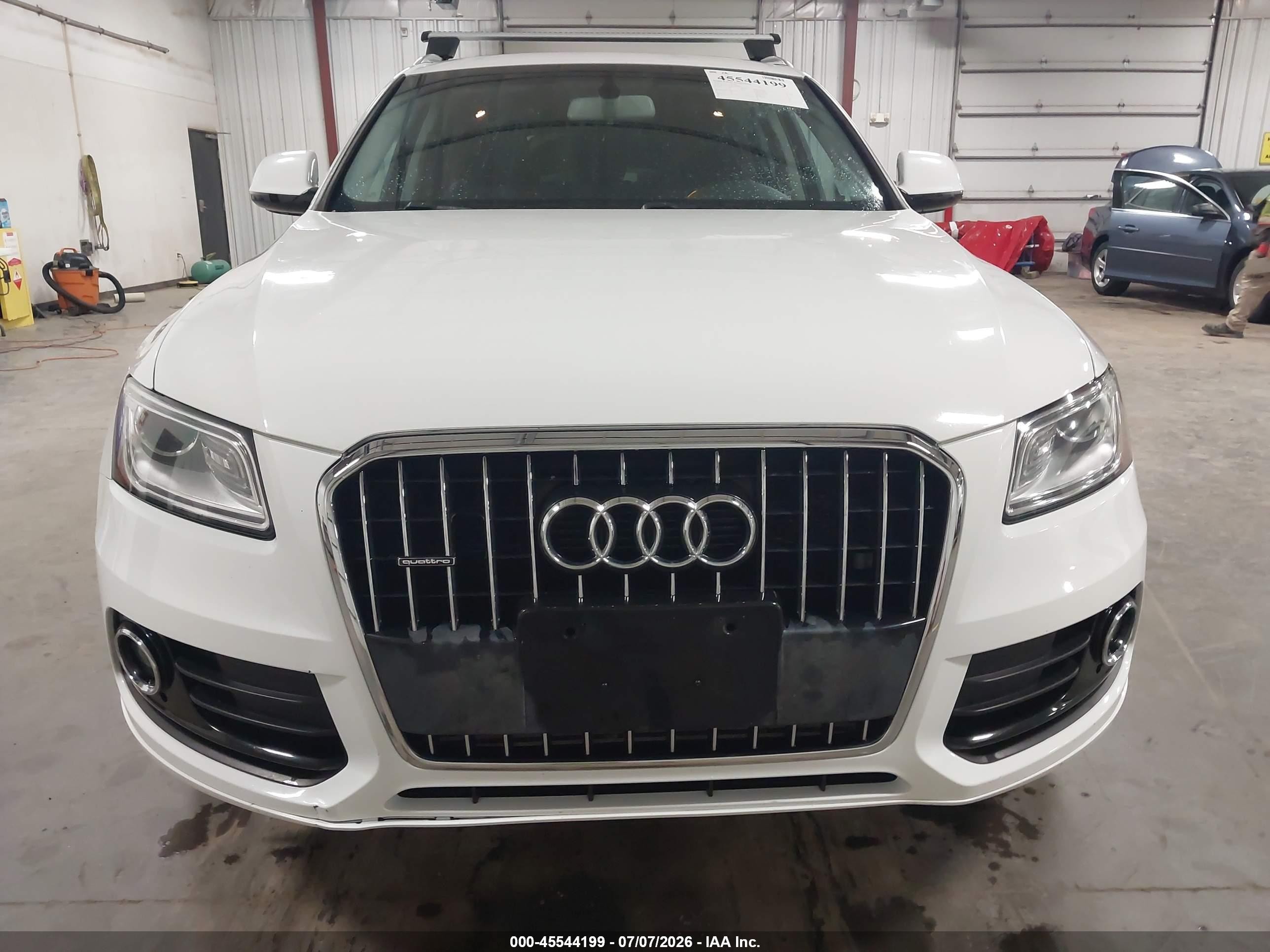 2015 Audi Q5 2.0t Premium White vin: WA1CFAFP7FA099998