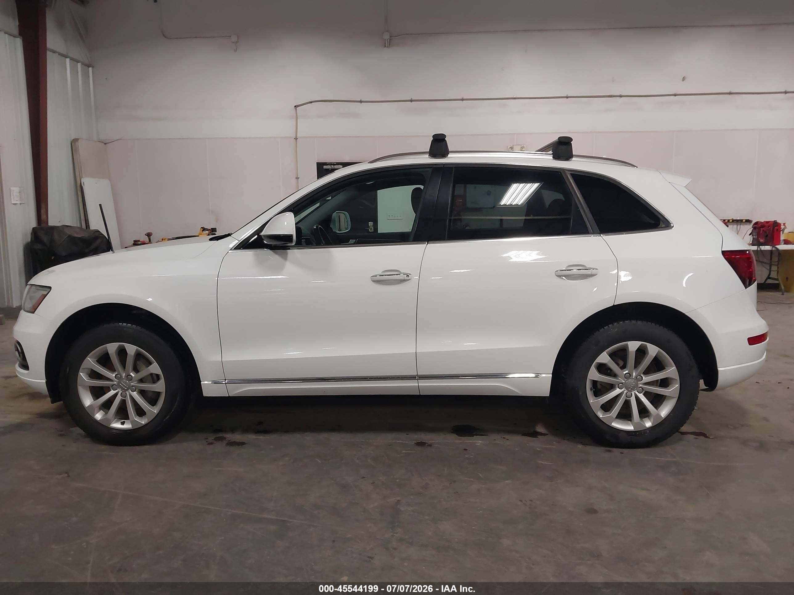 2015 Audi Q5 2.0t Premium White vin: WA1CFAFP7FA099998