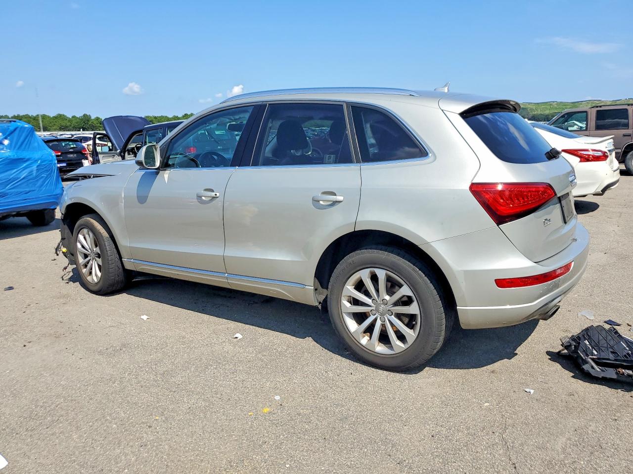 2014 Audi Q5 Premium Silver vin: WA1CFAFP8EA041235