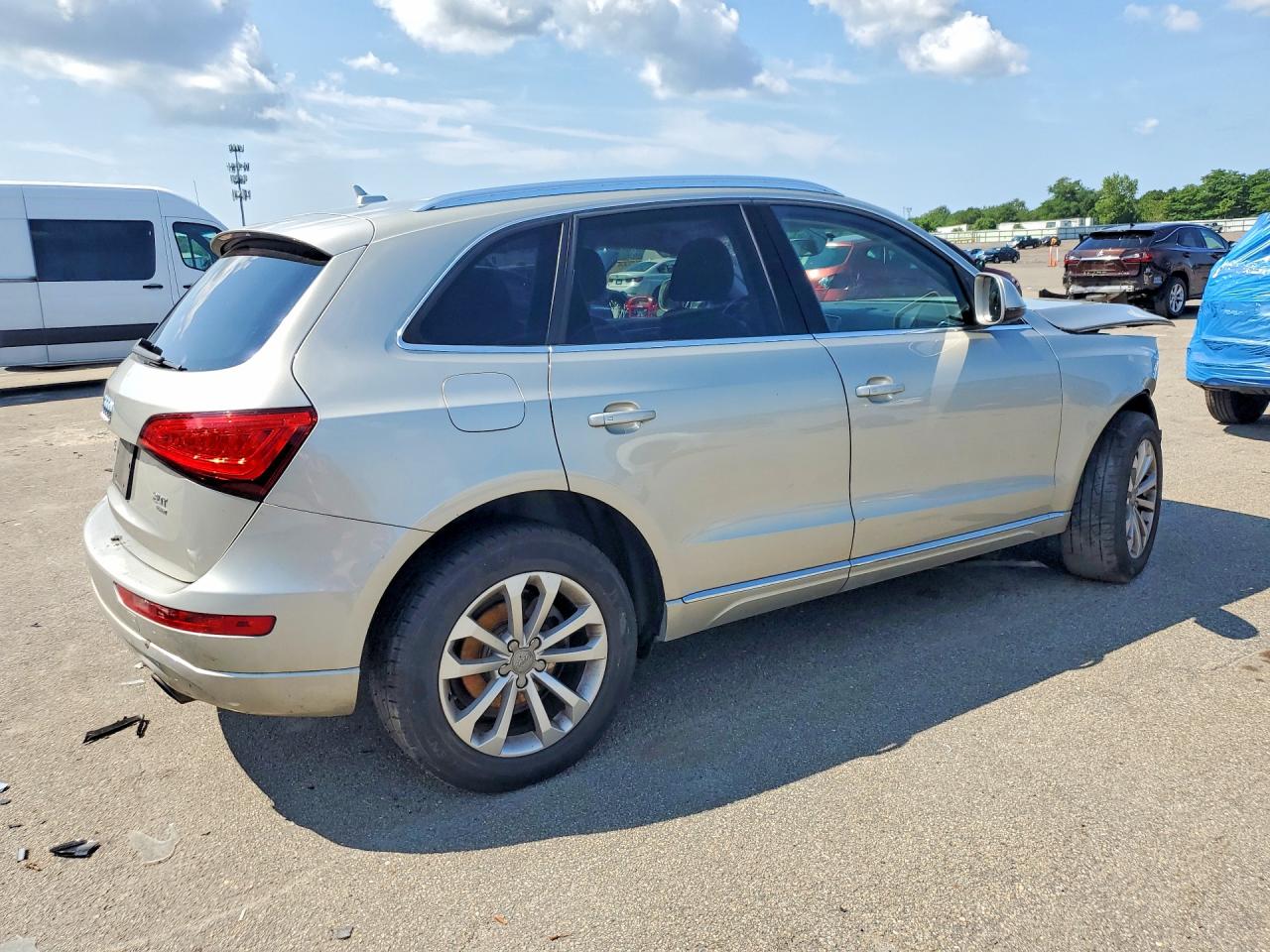 2014 Audi Q5 Premium Silver vin: WA1CFAFP8EA041235