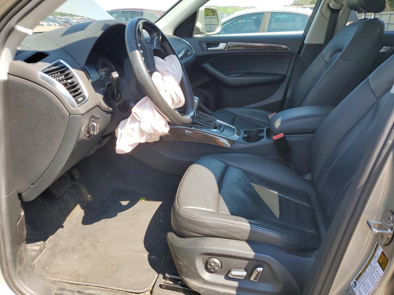2014 Audi Q5 Premium Silver vin: WA1CFAFP8EA041235