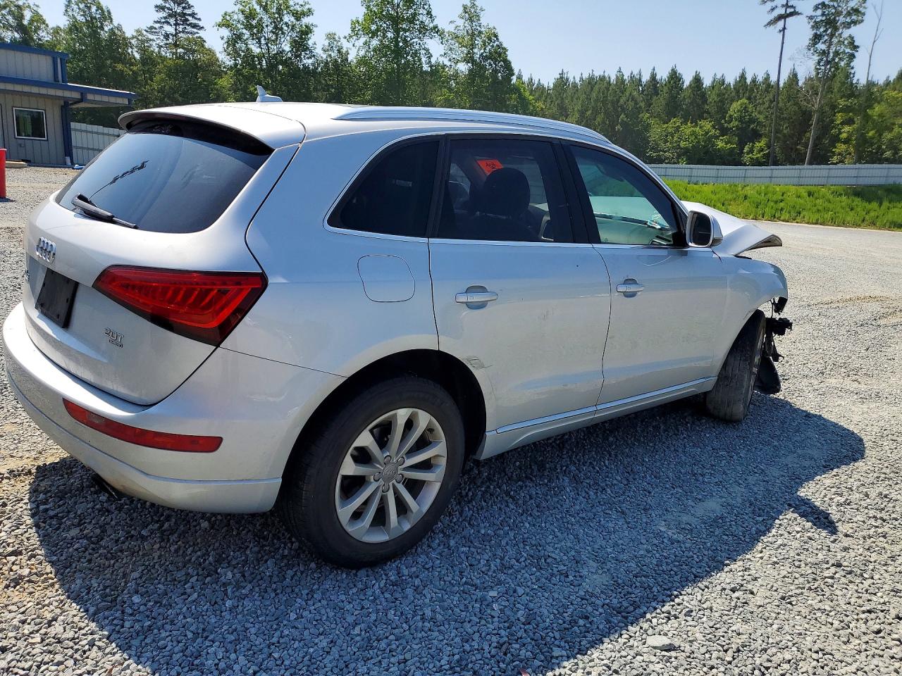 2014 Audi Q5 Premium Silver vin: WA1CFAFP8EA047651