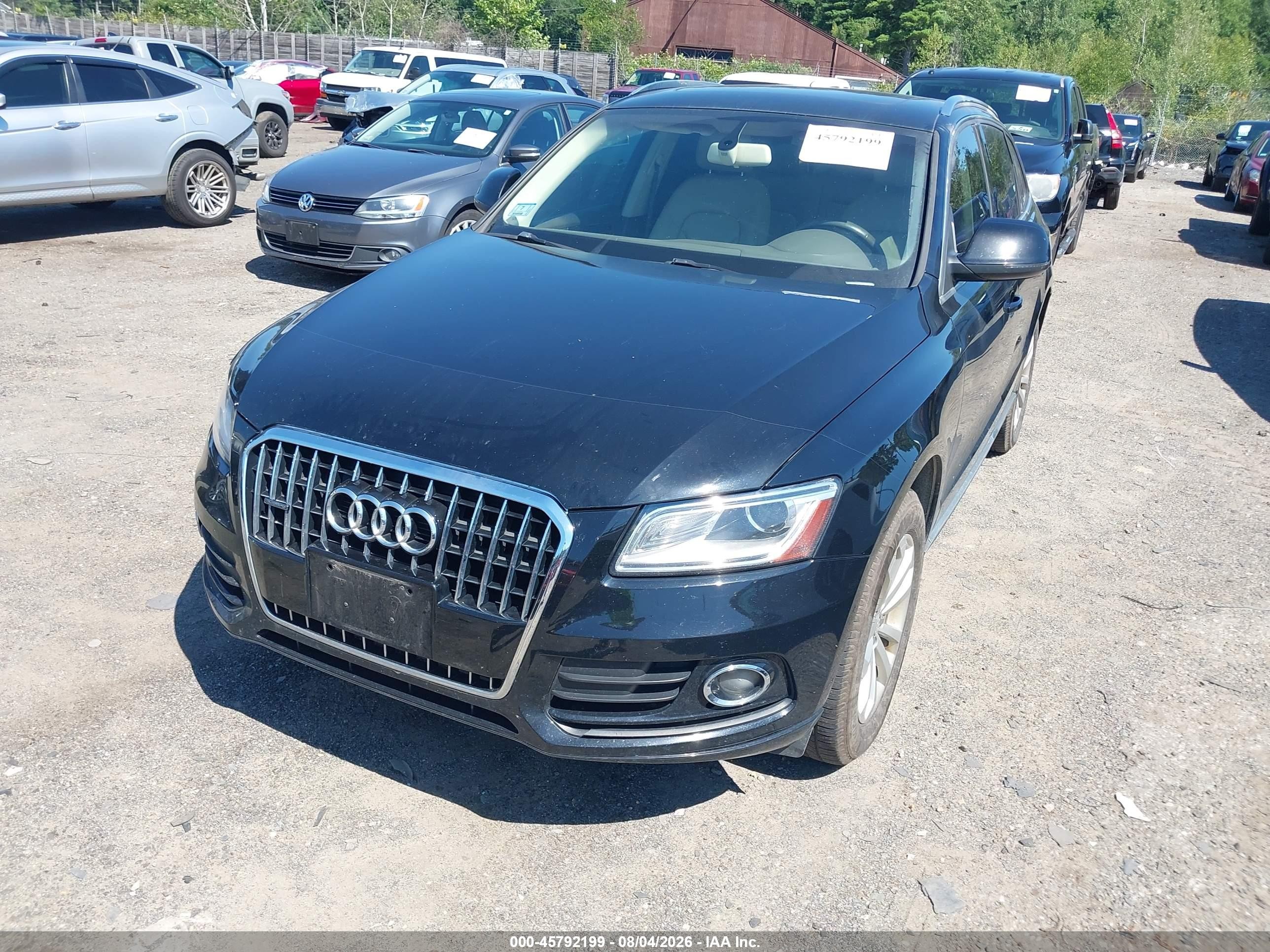 2014 Audi Q5 2.0t Premium Cream vin: WA1CFAFP8EA048346