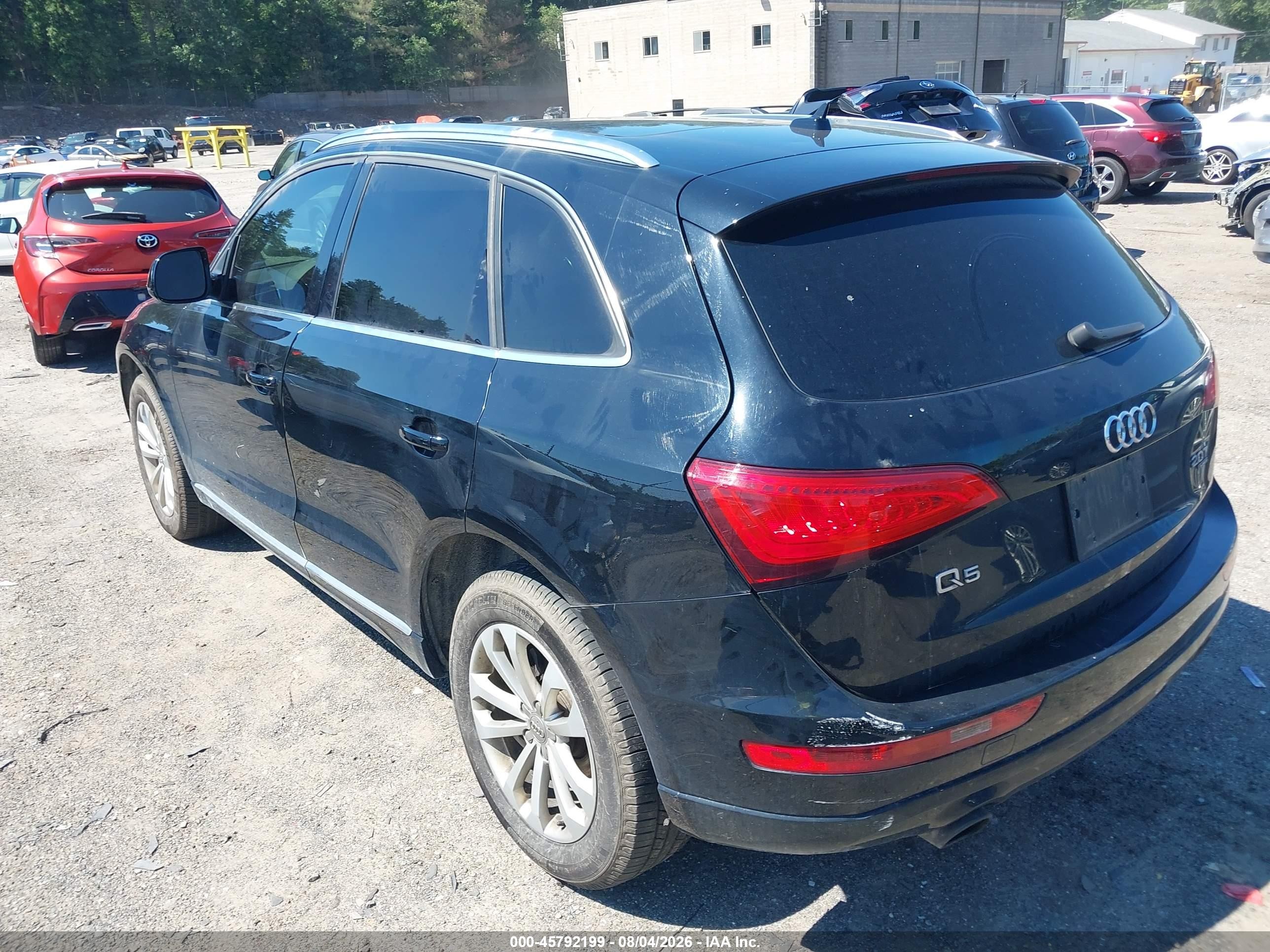 2014 Audi Q5 2.0t Premium Cream vin: WA1CFAFP8EA048346