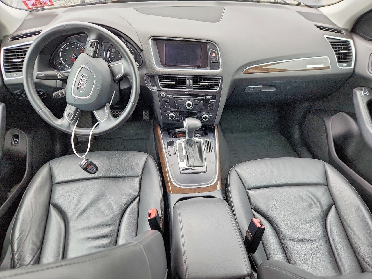 2014 Audi Q5 Premium Черный vin: WA1CFAFP8EA059122
