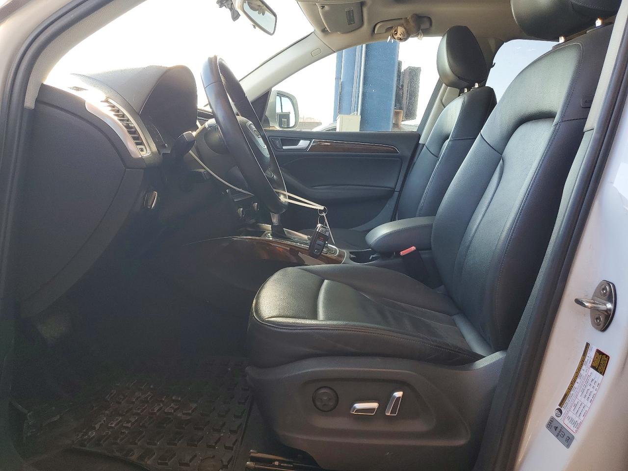 2015 Audi Q5 Premium White vin: WA1CFAFP8FA036070