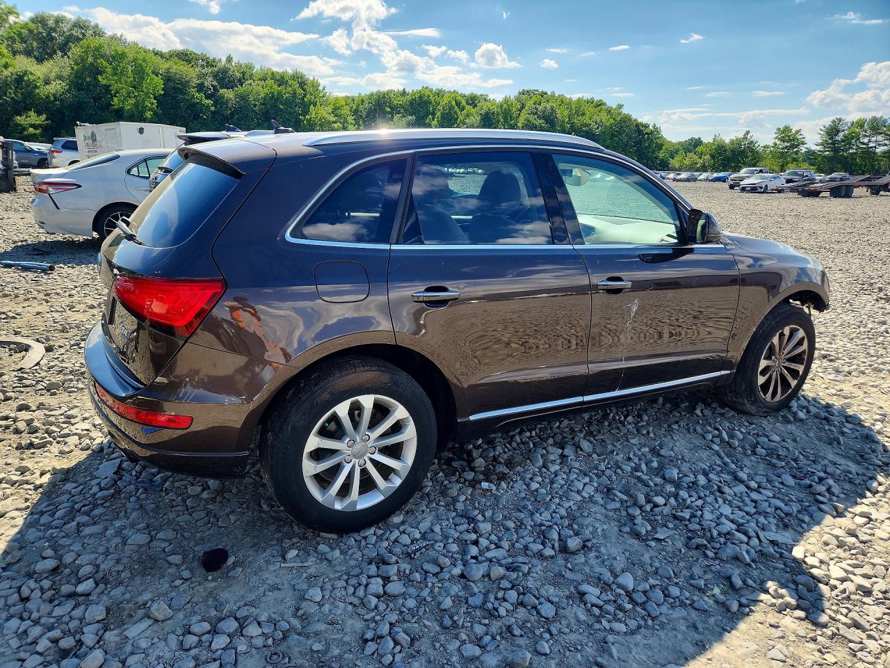 2015 Audi Q5 Premium Brown vin: WA1CFAFP8FA091537