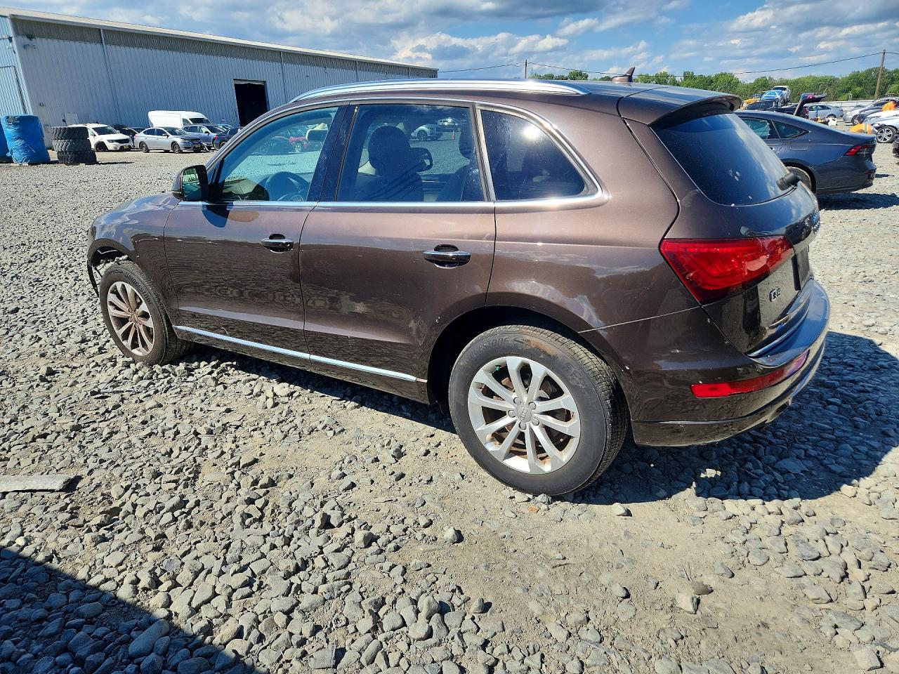 2015 Audi Q5 Premium Brown vin: WA1CFAFP8FA091537