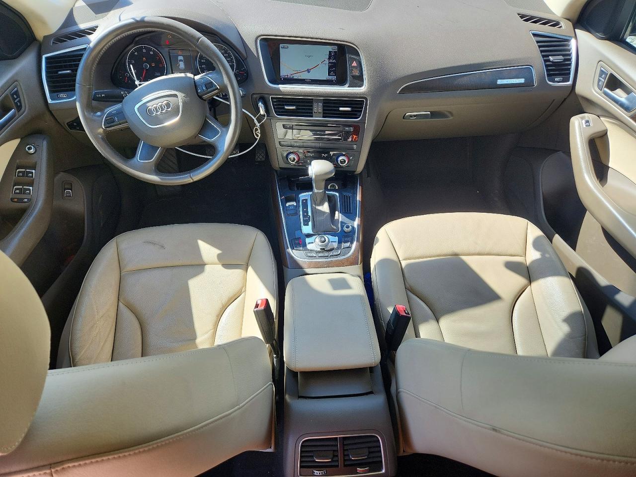 2015 Audi Q5 Premium Brown vin: WA1CFAFP8FA091537