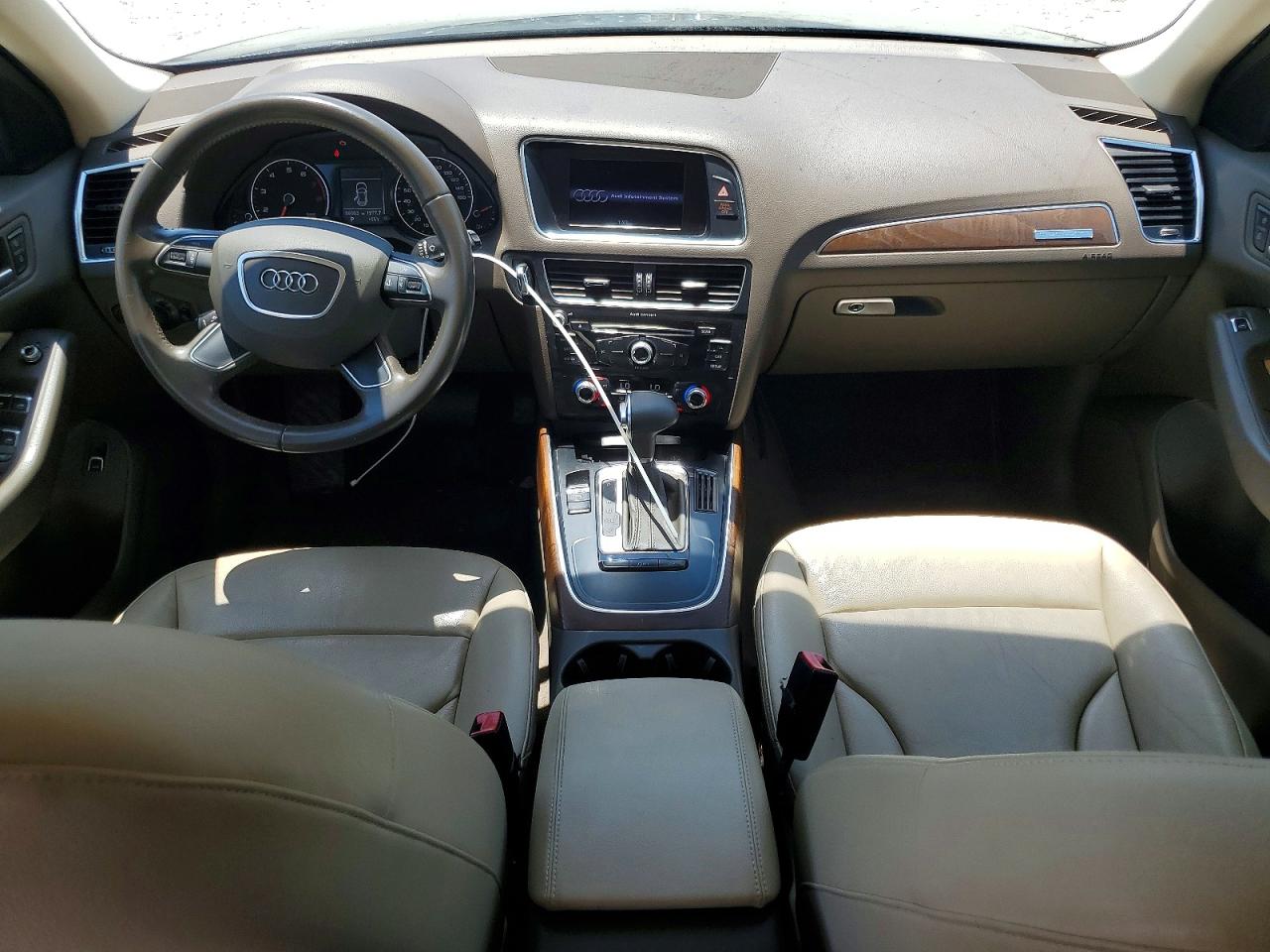 2013 Audi Q5 Premium Blue vin: WA1CFAFP9DA063680