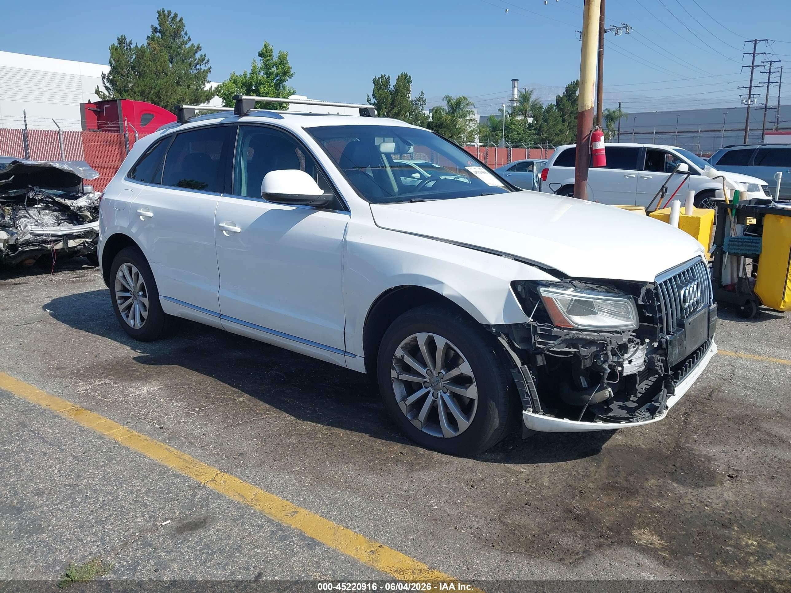 2013 Audi Q5 2.0t Premium White vin: WA1CFAFP9DA076400