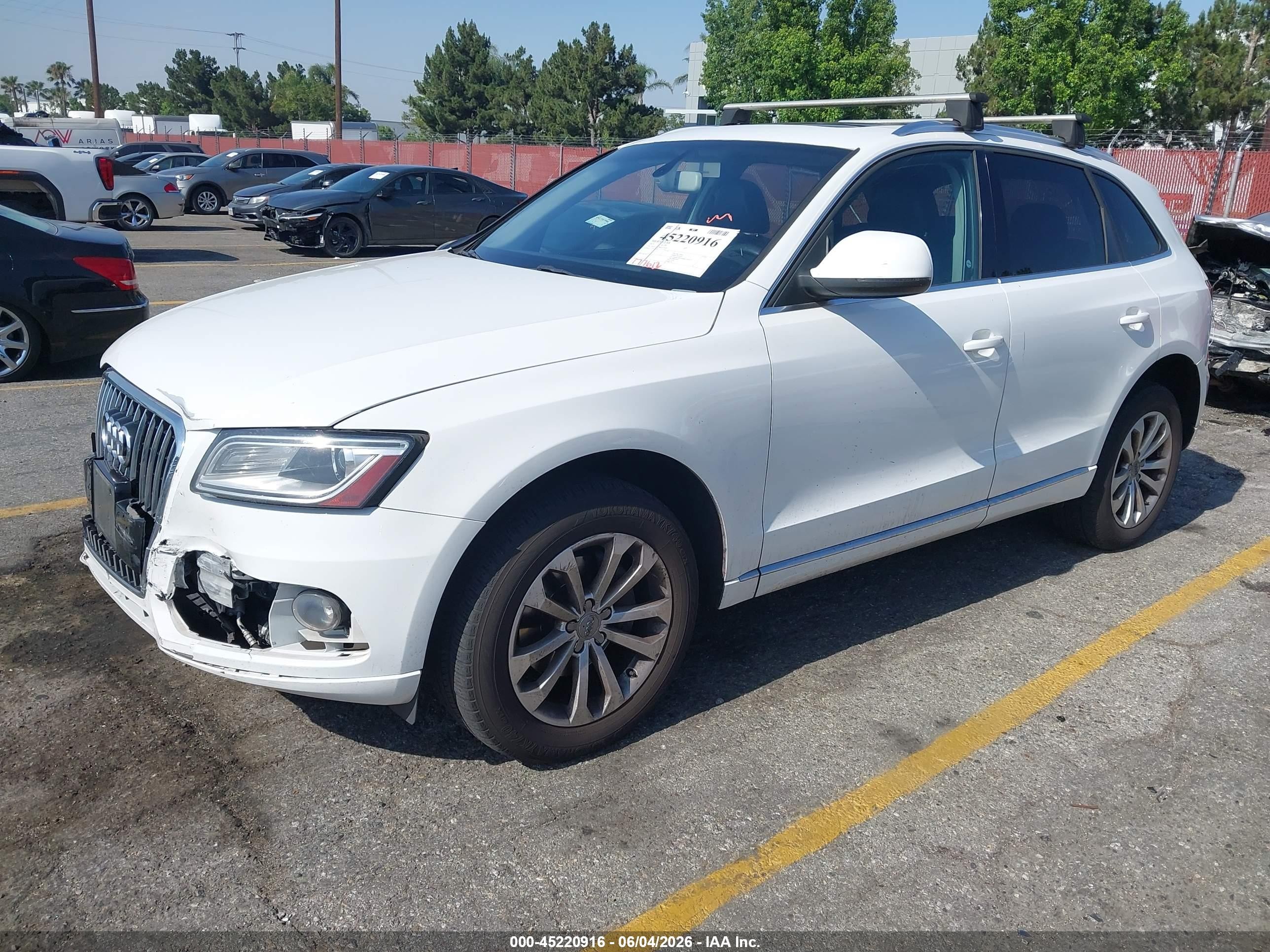2013 Audi Q5 2.0t Premium White vin: WA1CFAFP9DA076400