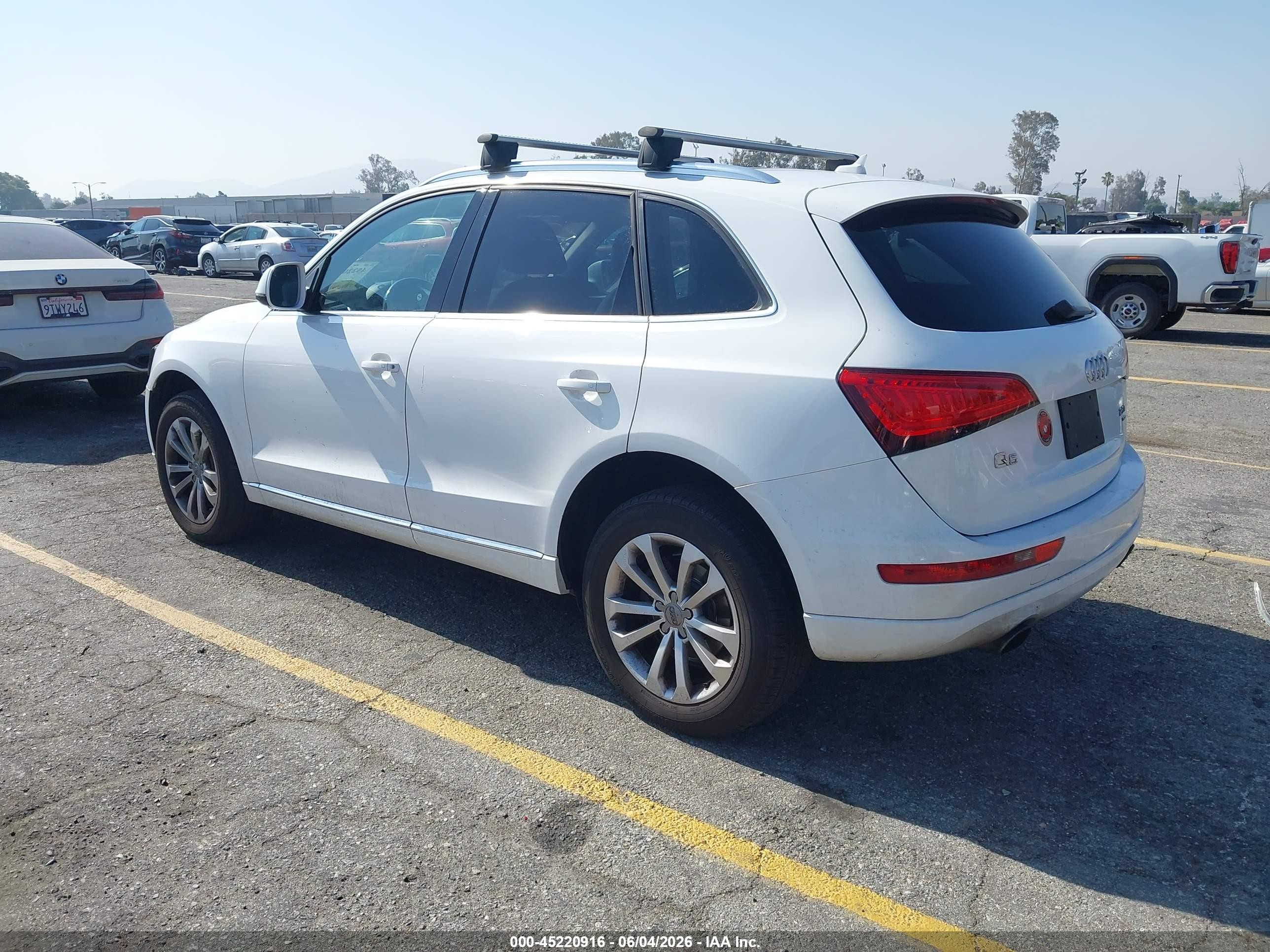2013 Audi Q5 2.0t Premium White vin: WA1CFAFP9DA076400