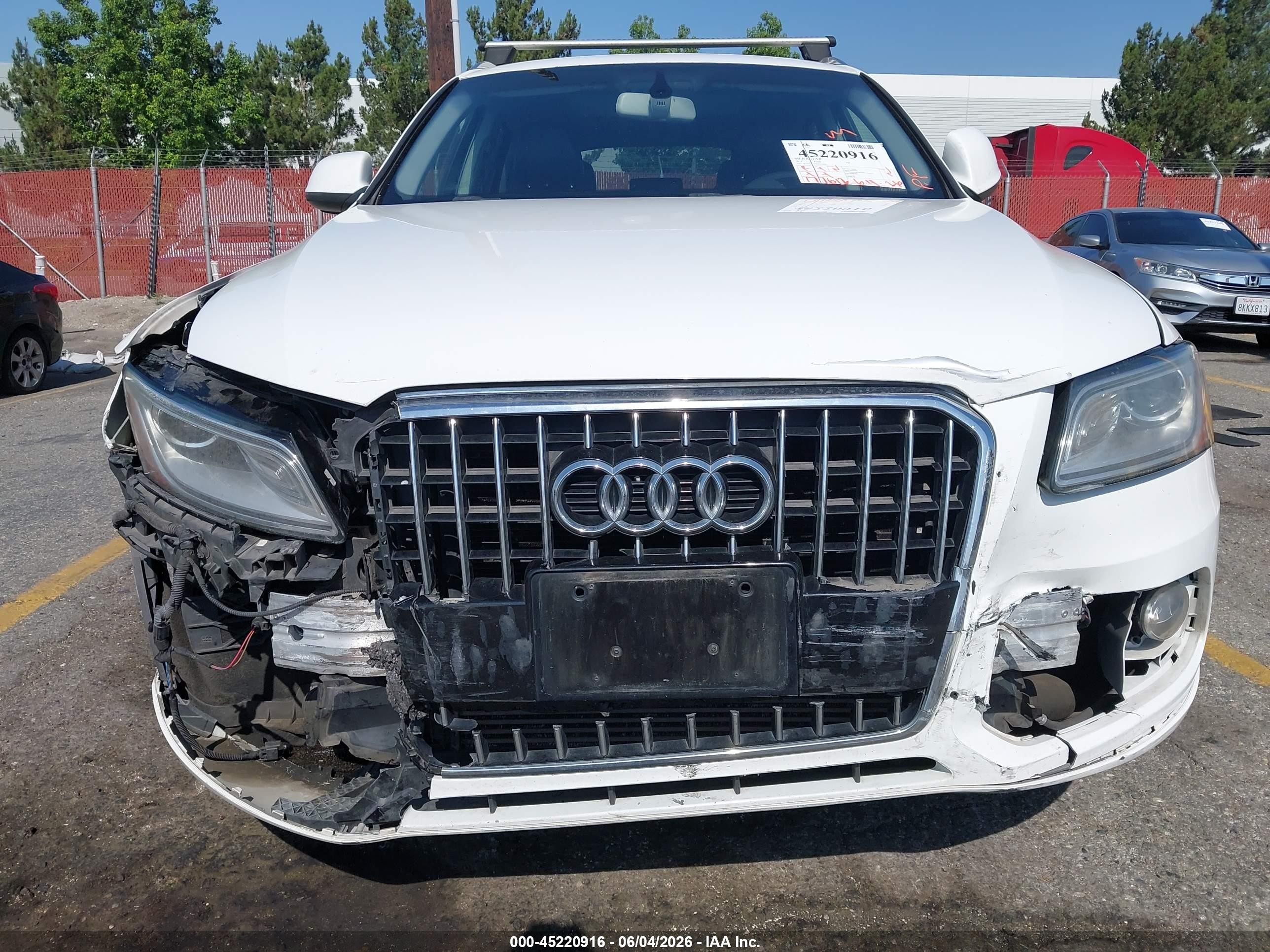 2013 Audi Q5 2.0t Premium White vin: WA1CFAFP9DA076400