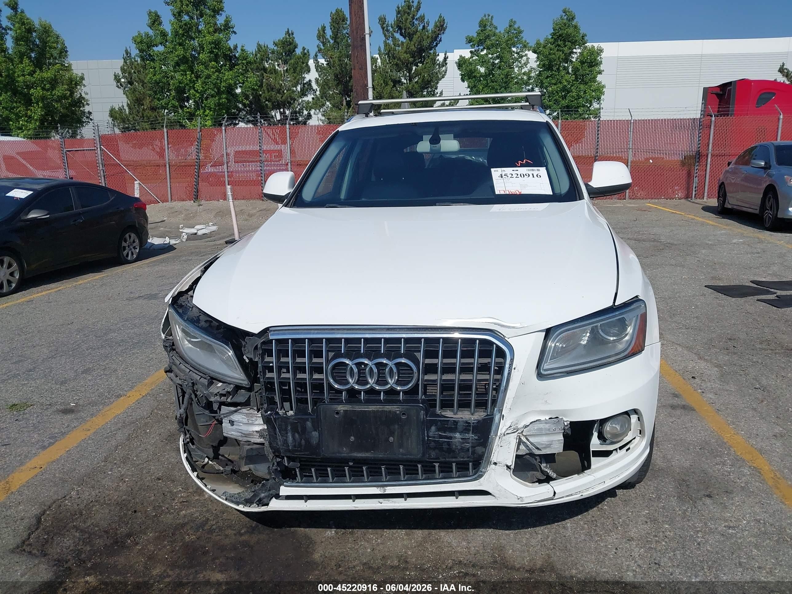 2013 Audi Q5 2.0t Premium White vin: WA1CFAFP9DA076400