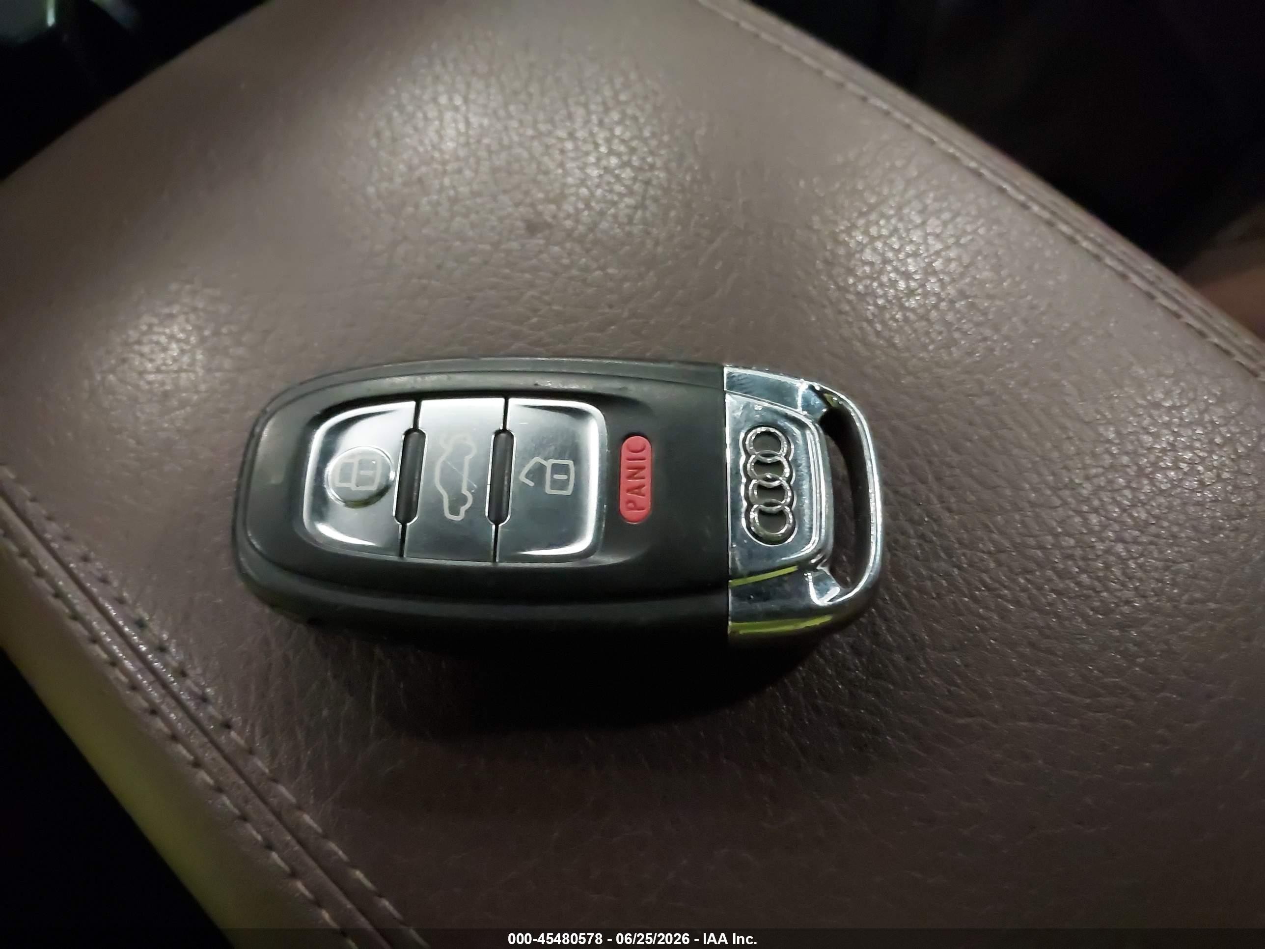2014 Audi Q5 2.0t Premium Dark Blue vin: WA1CFAFP9EA001648