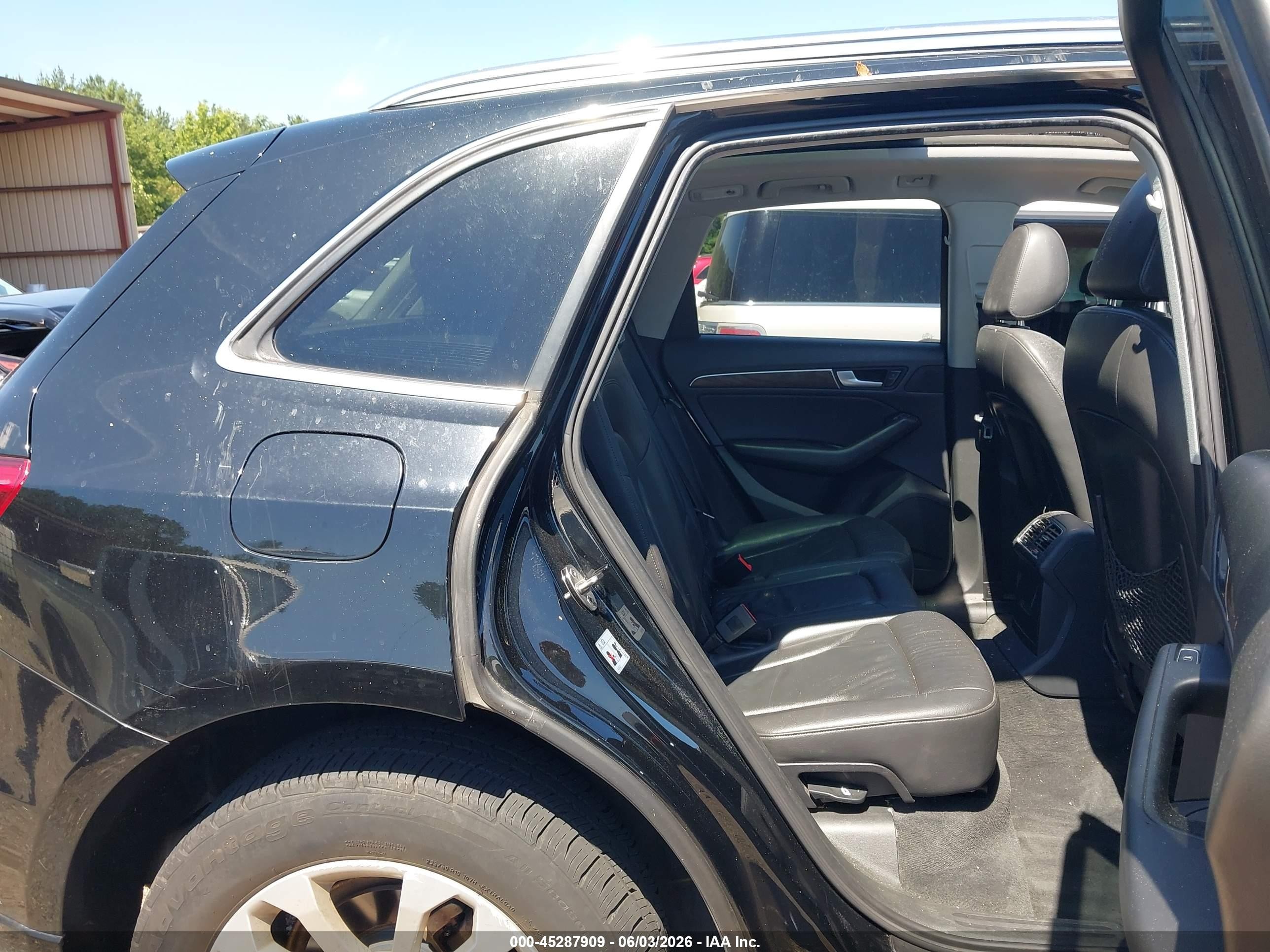 2014 Audi Q5 2.0t Premium Black vin: WA1CFAFP9EA029305