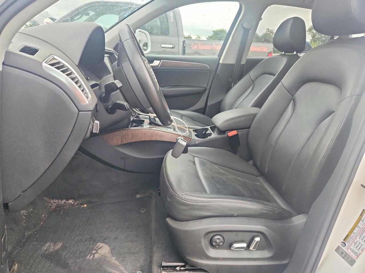 2014 Audi Q5 Premium Белый vin: WA1CFAFP9EA106786