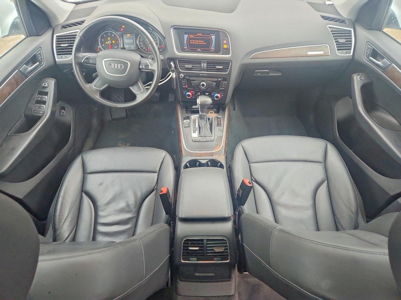 2014 Audi Q5 Premium Белый vin: WA1CFAFP9EA106786