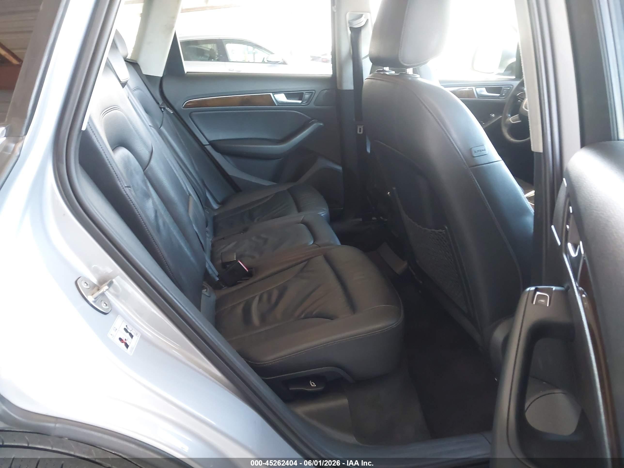 2015 Audi Q5 2.0t Premium Silver vin: WA1CFAFP9FA015907
