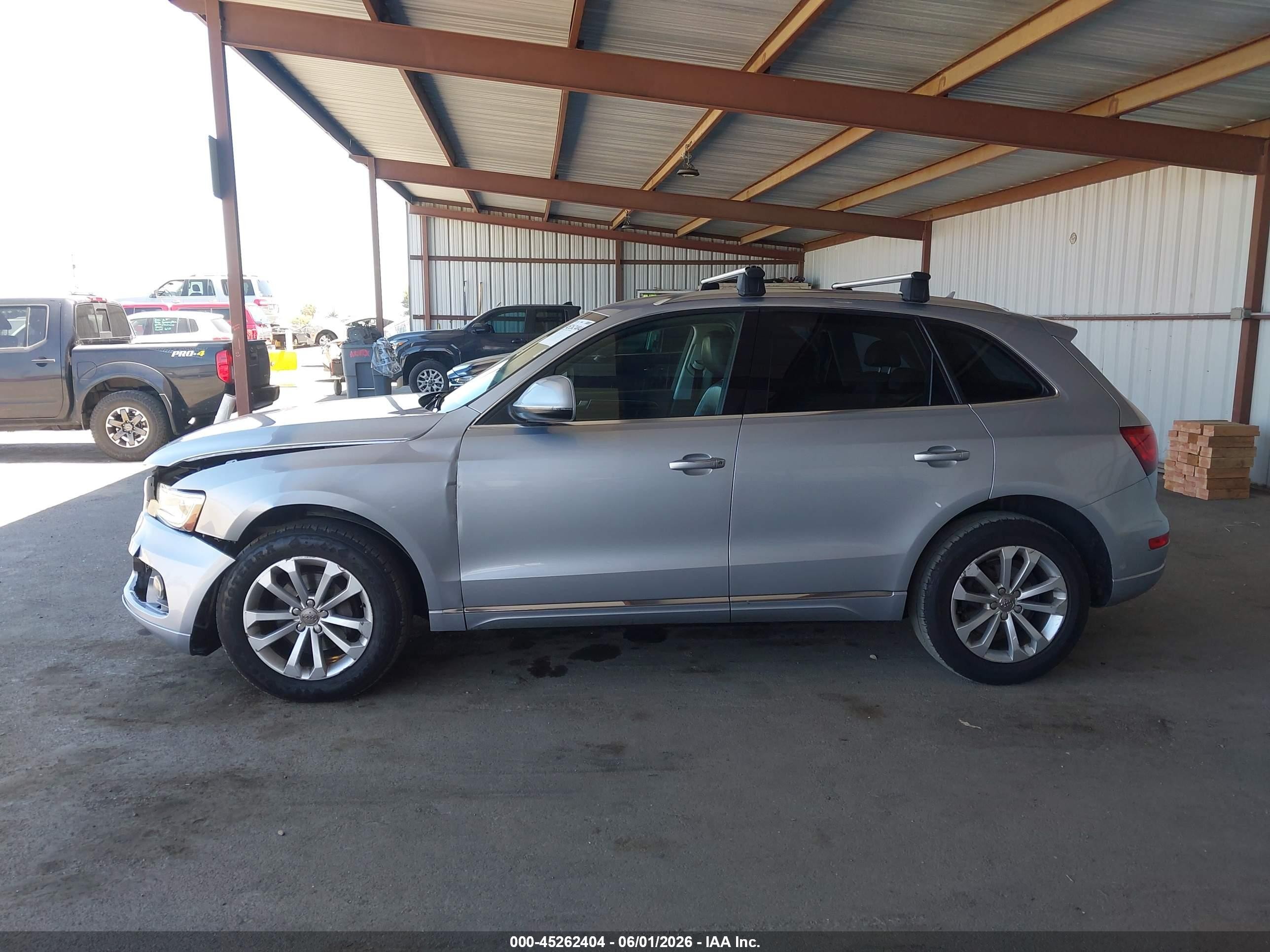2015 Audi Q5 2.0t Premium Silver vin: WA1CFAFP9FA015907