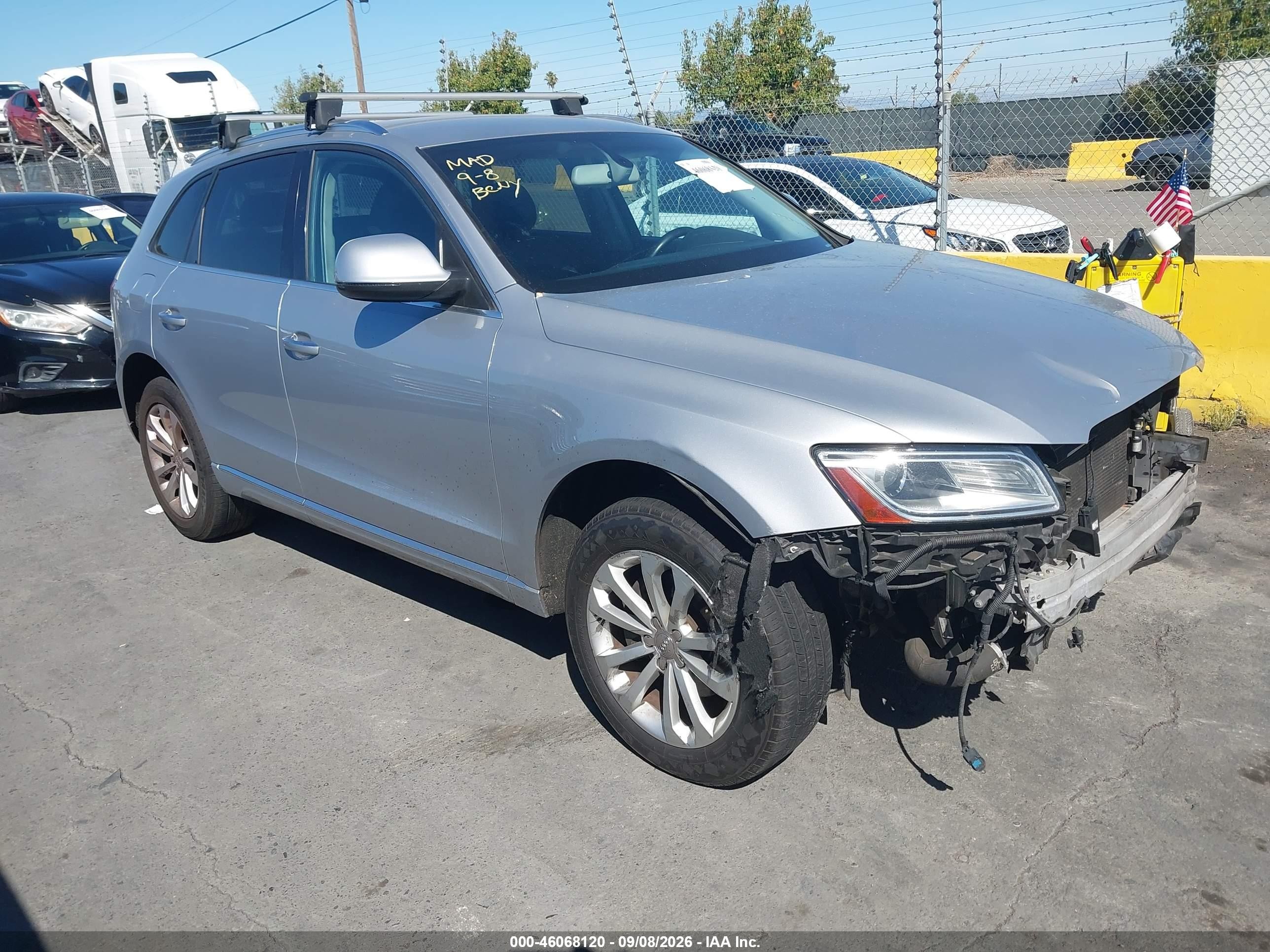 2015 Audi Q5 2.0t Premium Silver vin: WA1CFAFP9FA015907