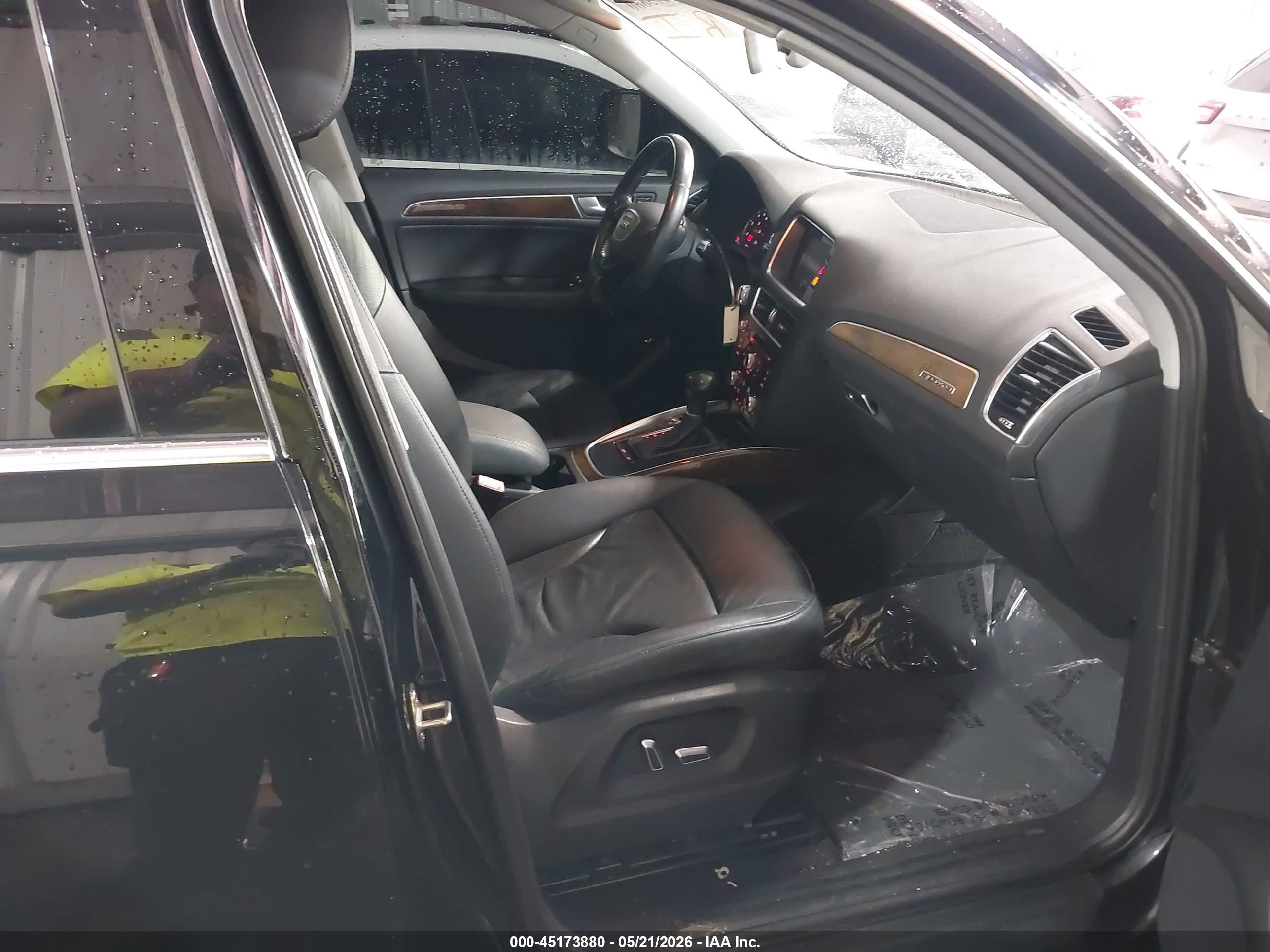 2015 Audi Q5 2.0t Premium Black vin: WA1CFAFP9FA080868