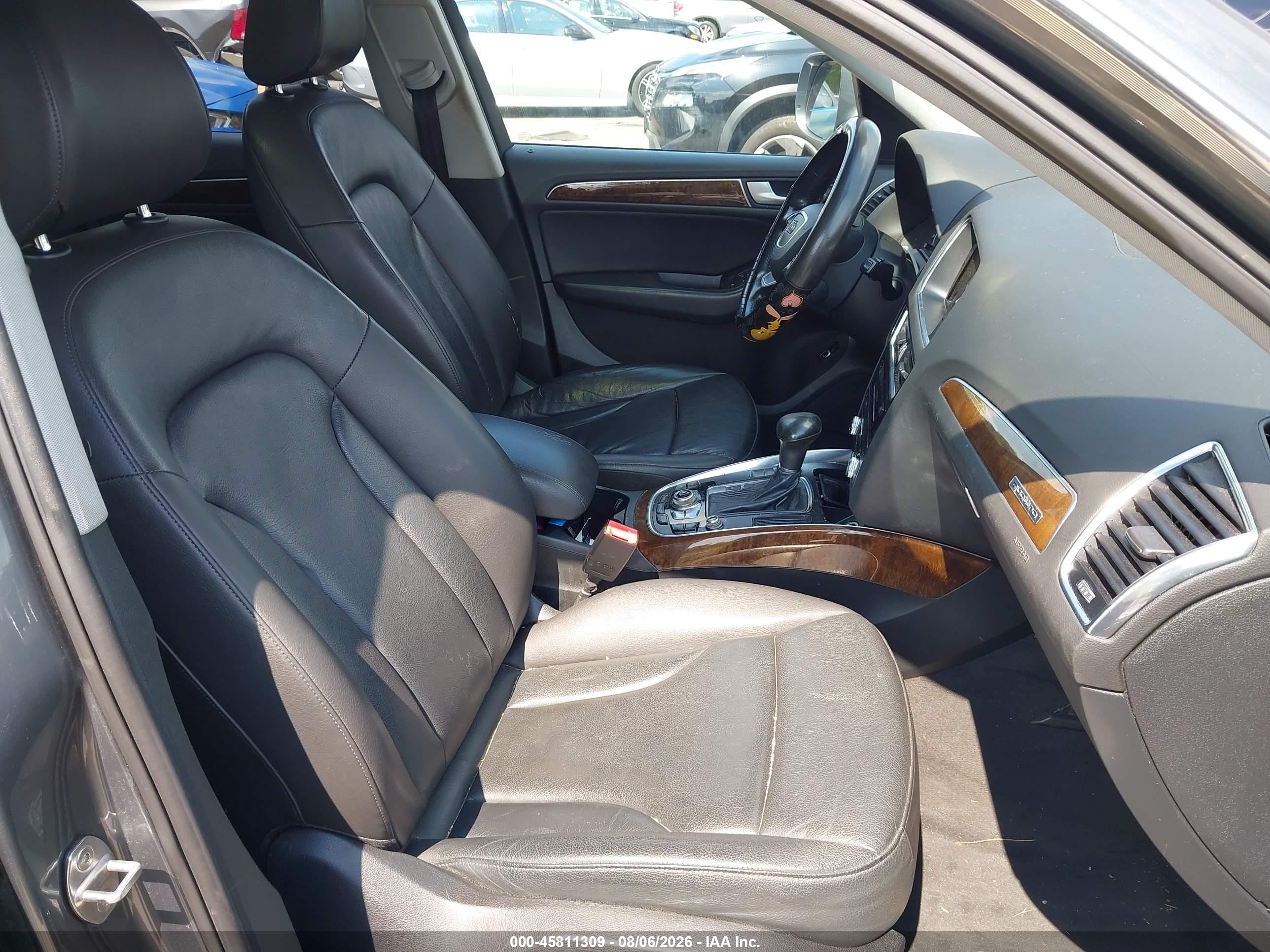 2015 Audi Q5 2.0t Premium Gray vin: WA1CFAFP9FA094818