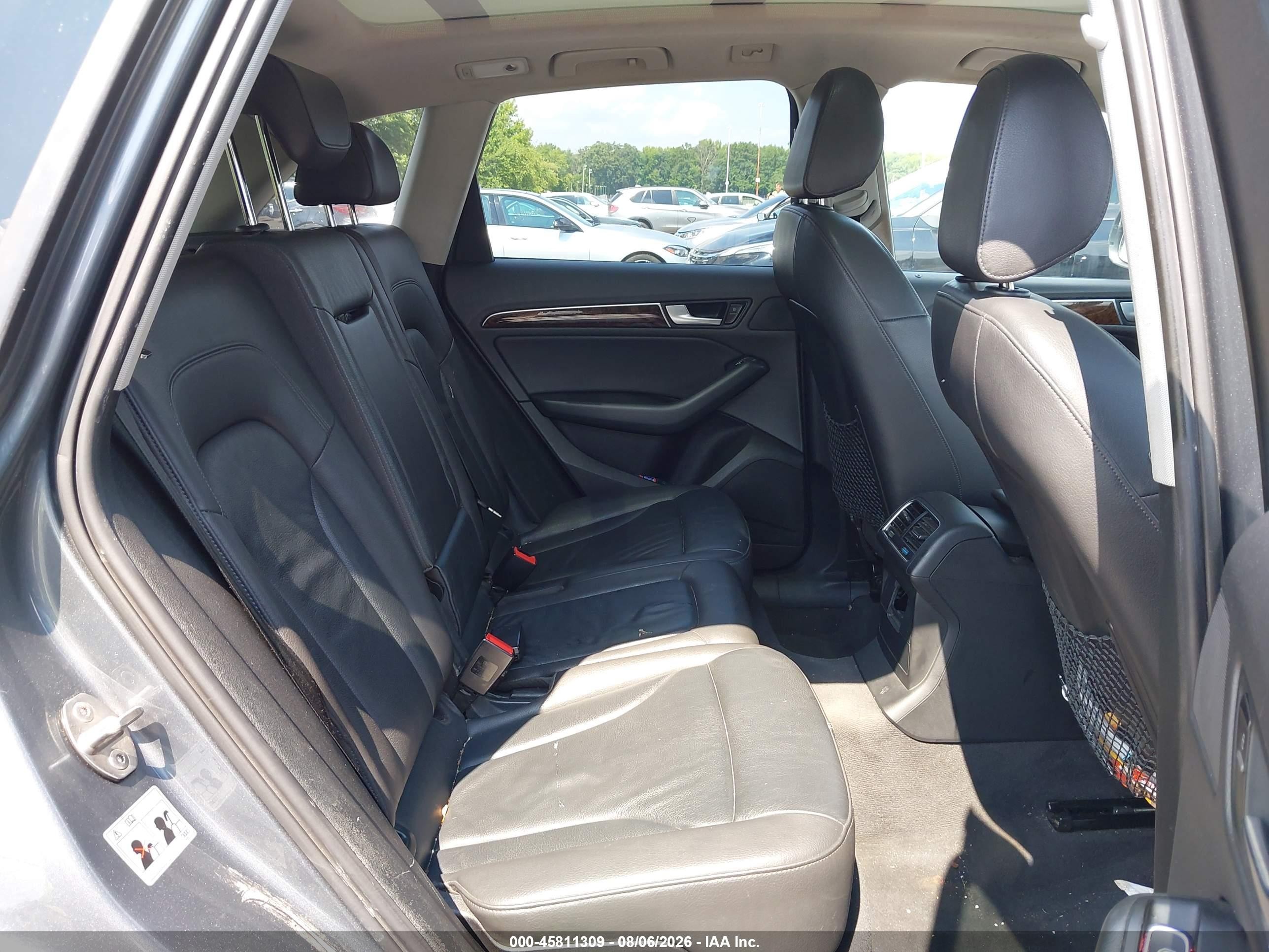 2015 Audi Q5 2.0t Premium Gray vin: WA1CFAFP9FA094818