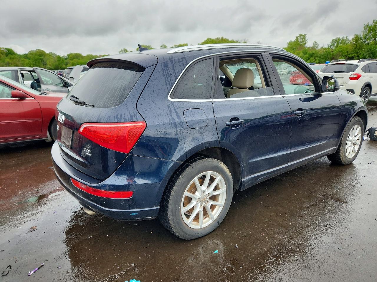 2011 Audi Q5 Premium Синий vin: WA1CFAFPXBA004246